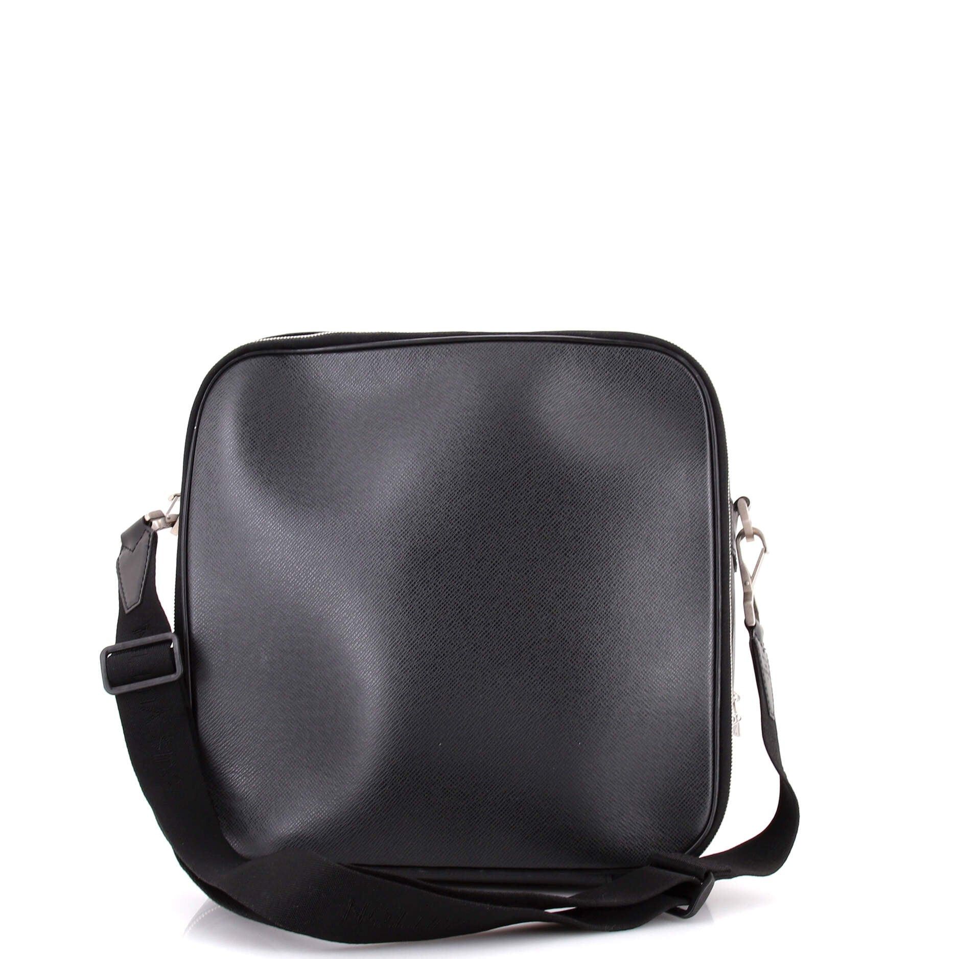 Louis Vuitton Tura Messenger Bag Size ONE SIZE - 3 Thumbnail
