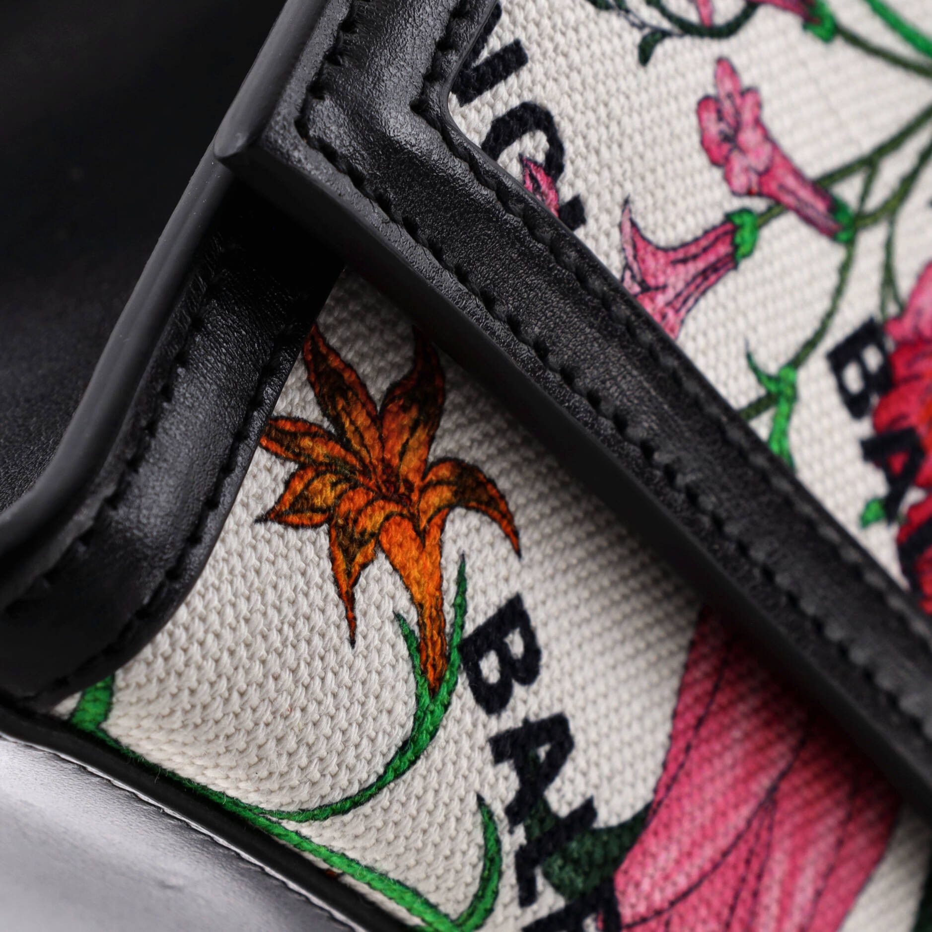 Gucci x Balenciaga The Hacker Project Hourglass Top Handle Bag Size ONE SIZE - 6 Thumbnail