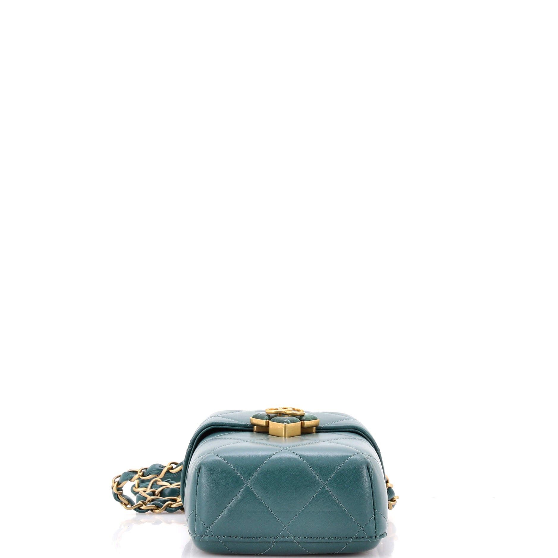 Chanel Diamond Lock CC Phone Holder Crossbody Bag Size ONE SIZE - 4 Thumbnail