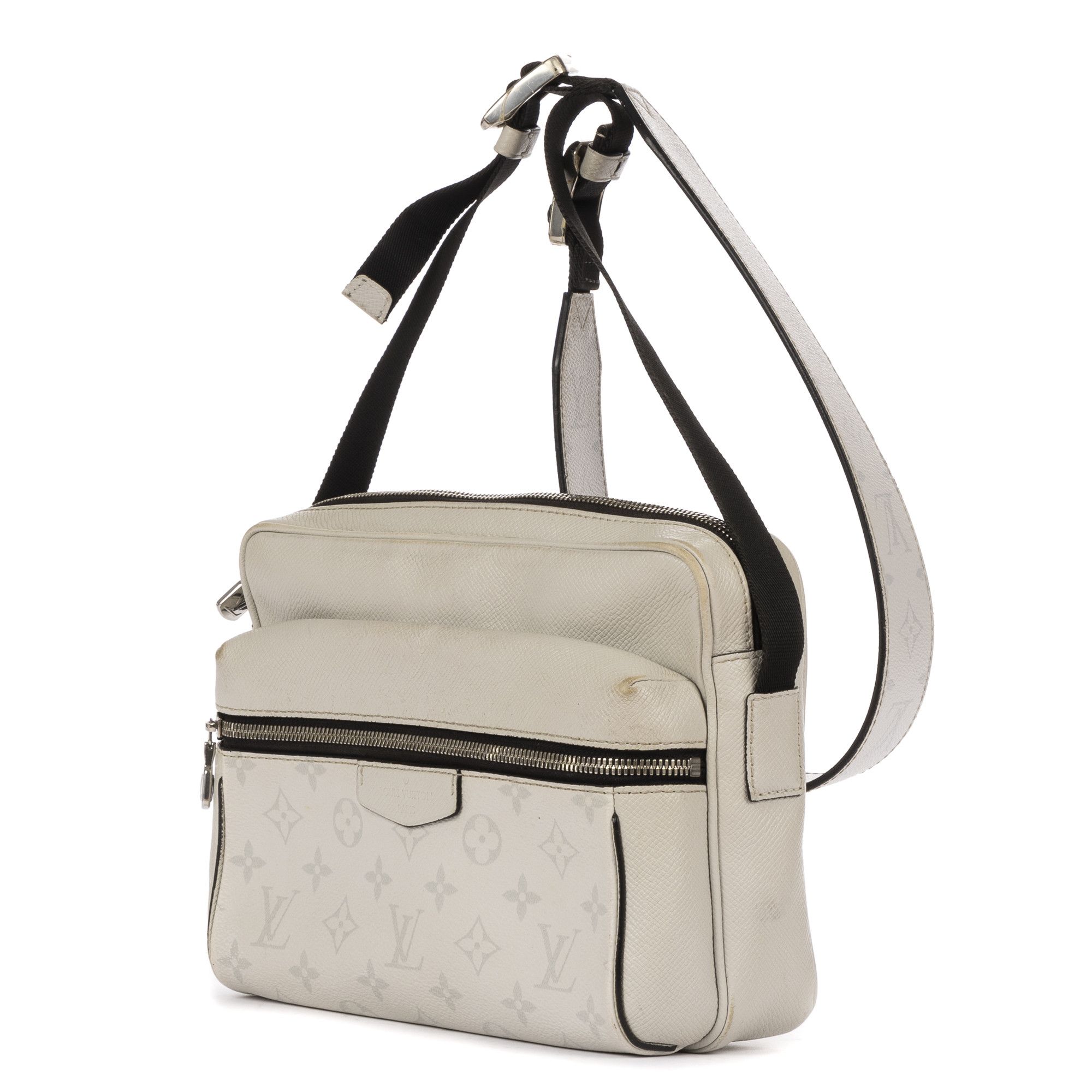 Louis Vuitton Outdoor Taigarama Messenger Size ONE SIZE - 2 Thumbnail