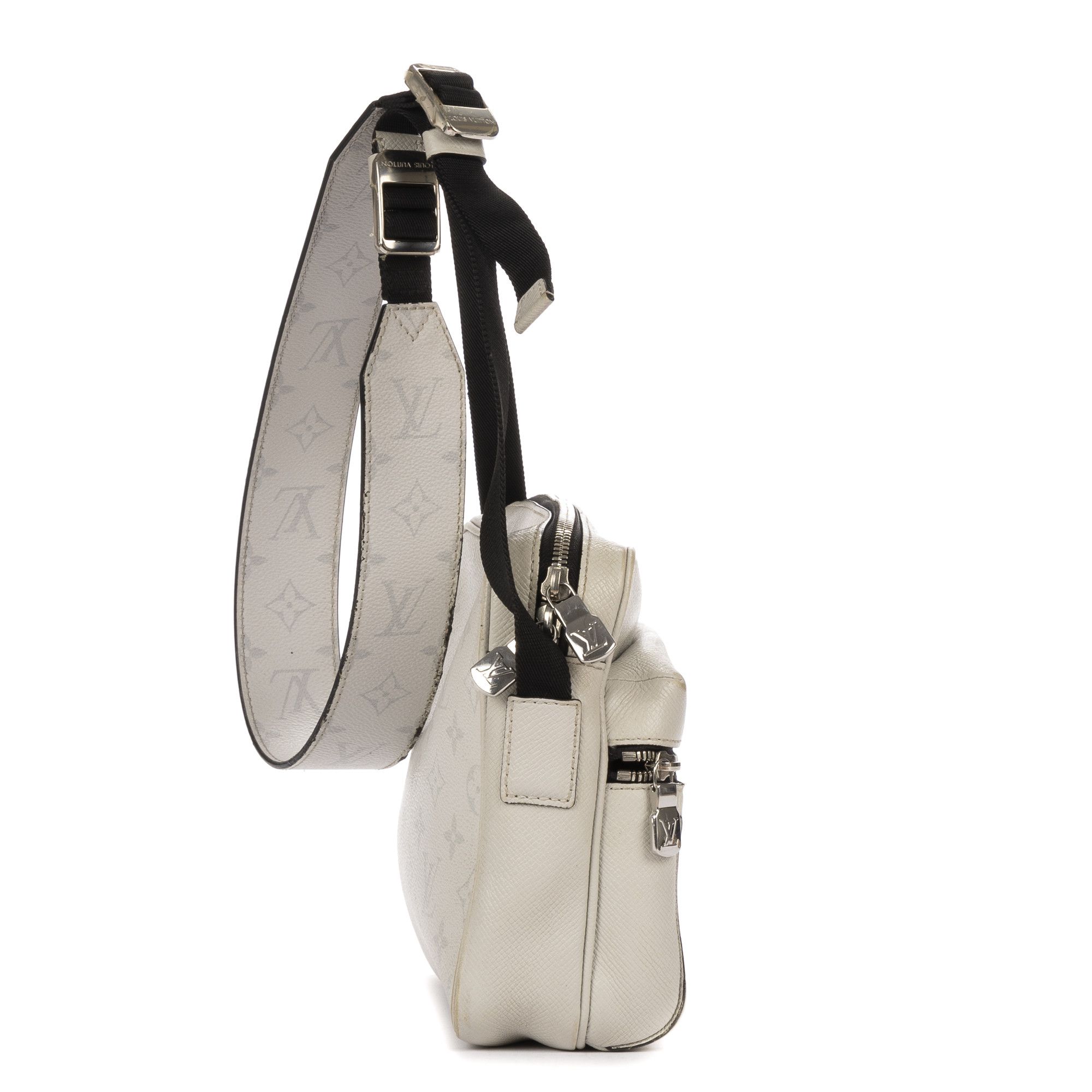 Louis Vuitton Outdoor Taigarama Messenger Size ONE SIZE - 5 Thumbnail