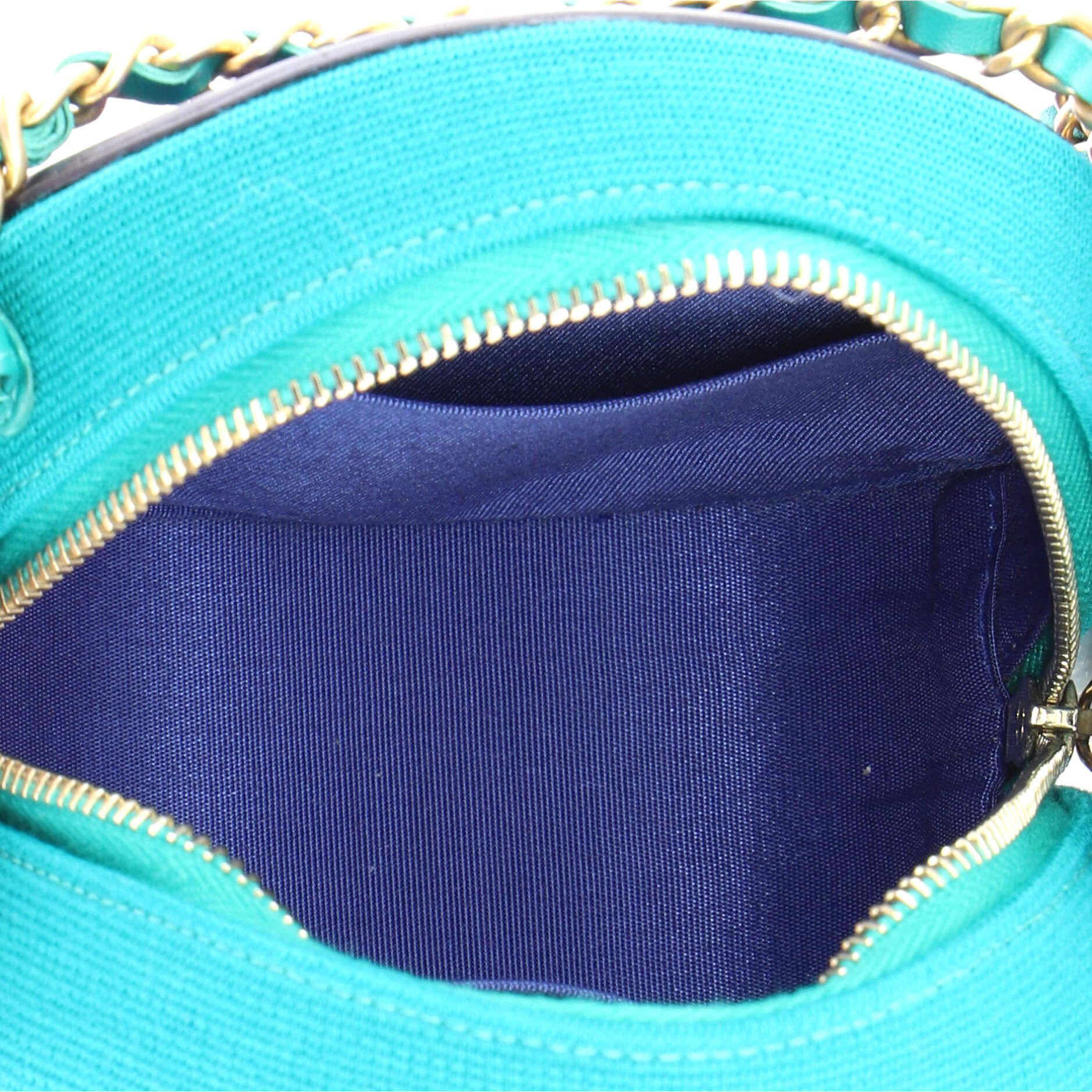 Chanel Filigree Round Clutch with Chain Size ONE SIZE - 5 Thumbnail
