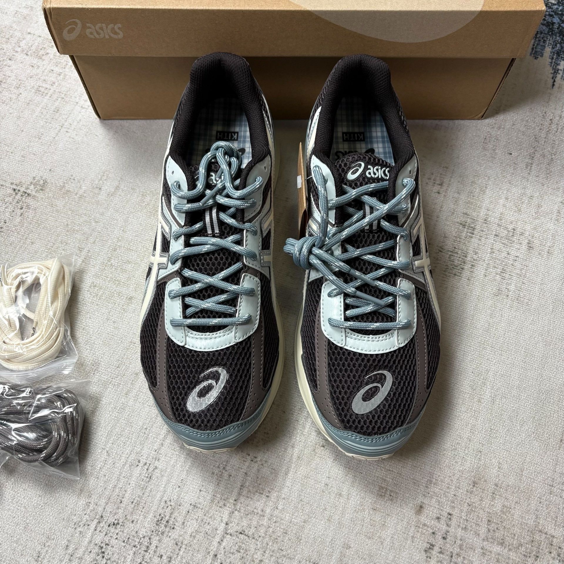 Asics KITH x ASICS Jog 100S Running Shoes Size US 10 / EU 43 - 2 Thumbnail