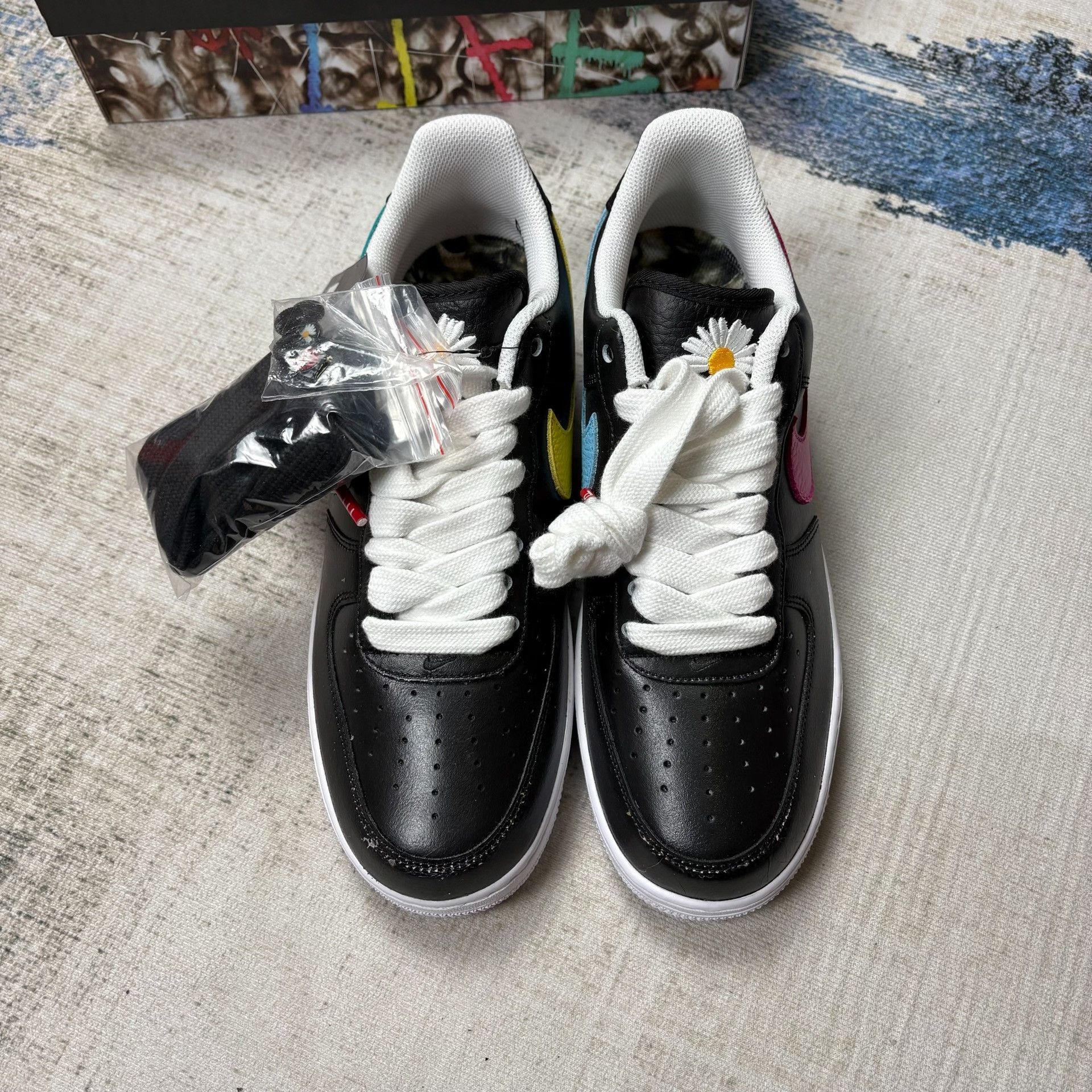 peaceminusone Peaceminusone x Nike Air Force 1 Para-Noise 3.0 Size US 11 / EU 44 - 2 Thumbnail