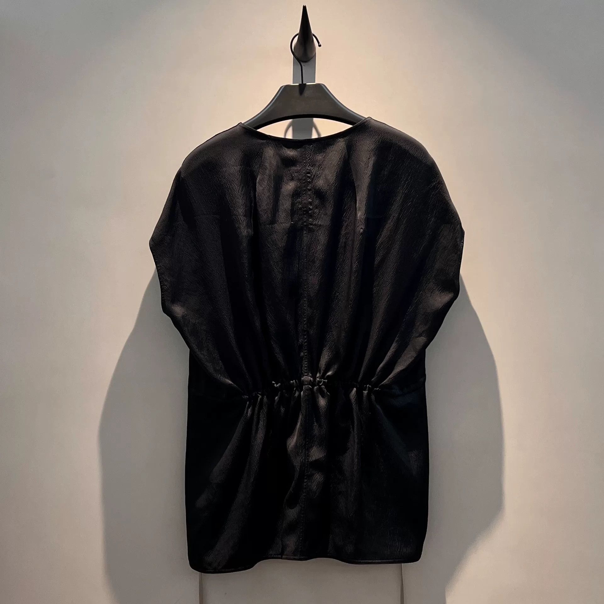 Rick Owens Rick Owens 25SS V-neck Silk Sleeveless Top Size M / US 6-8 / IT 42-44 - 2 Thumbnail
