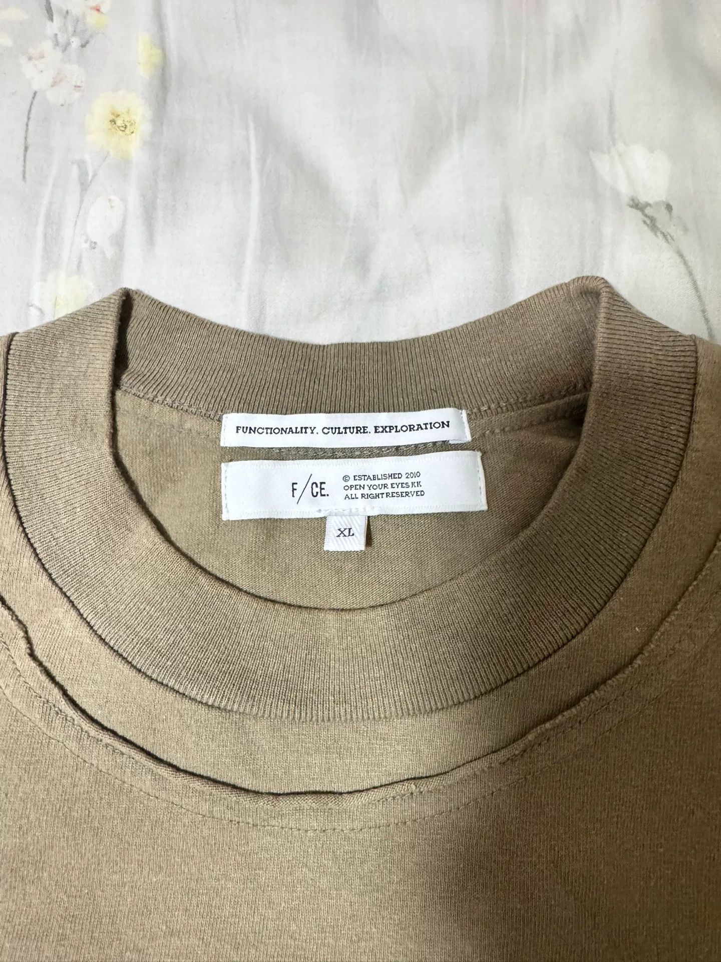 F/CE F/CE 22SS Multi-Pocket Seamless Tee Size US XL / EU 56 / 4 - 3 Thumbnail