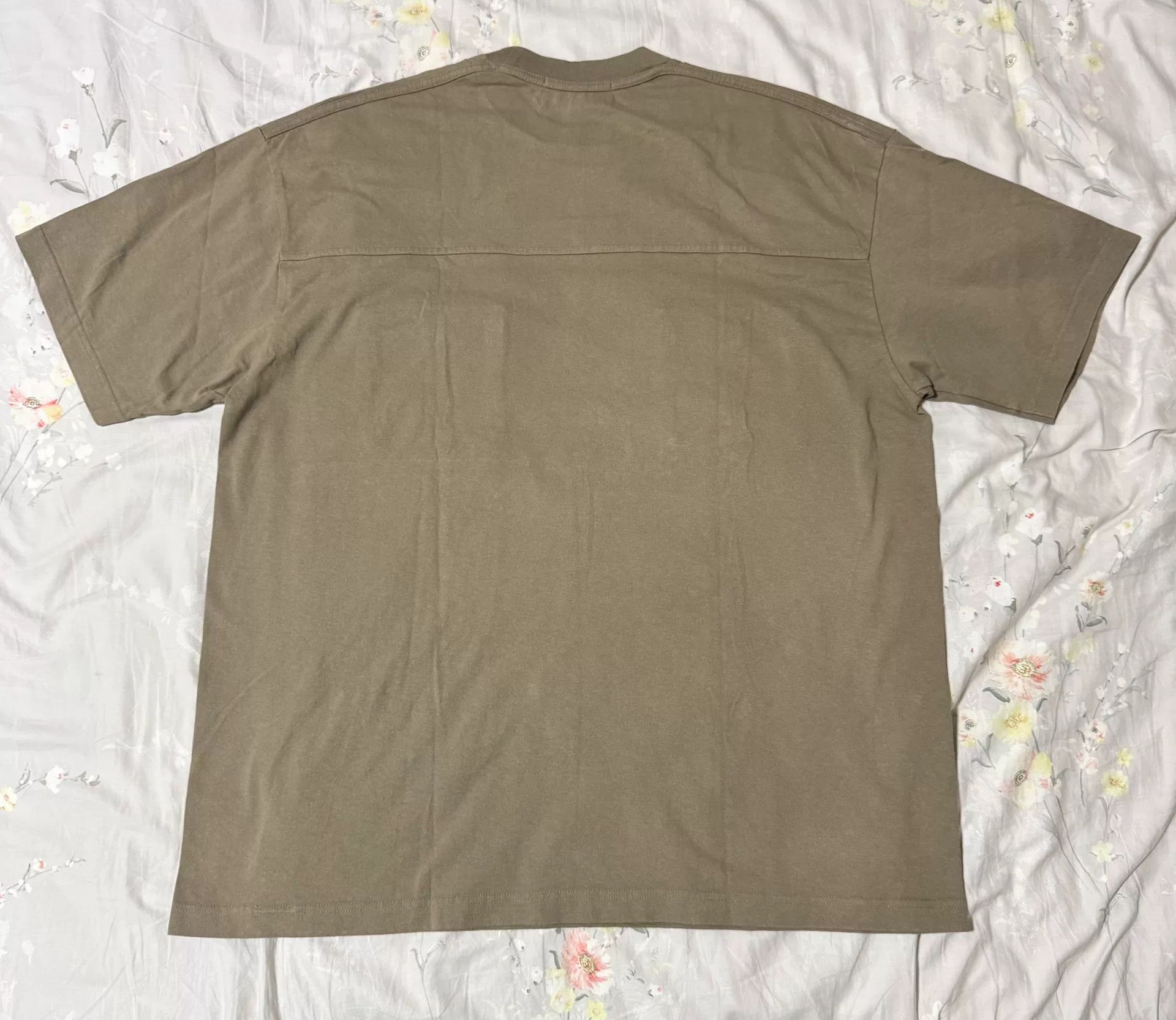 F/CE F/CE 22SS Multi-Pocket Seamless Tee Size US XL / EU 56 / 4 - 2 Thumbnail