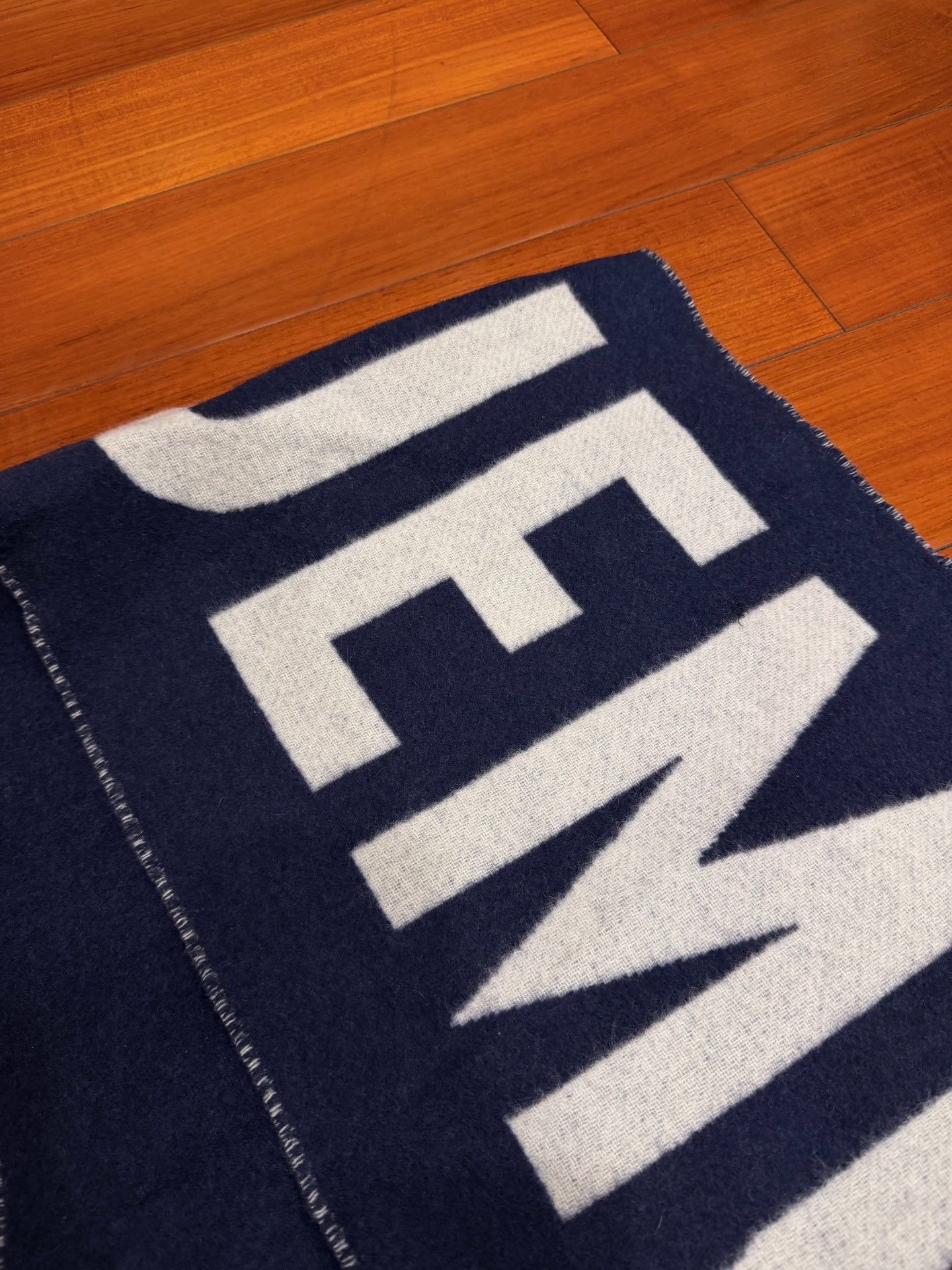 Jacquemus Jacquemus Navy Fringe Scarf Size ONE SIZE - 2 Thumbnail