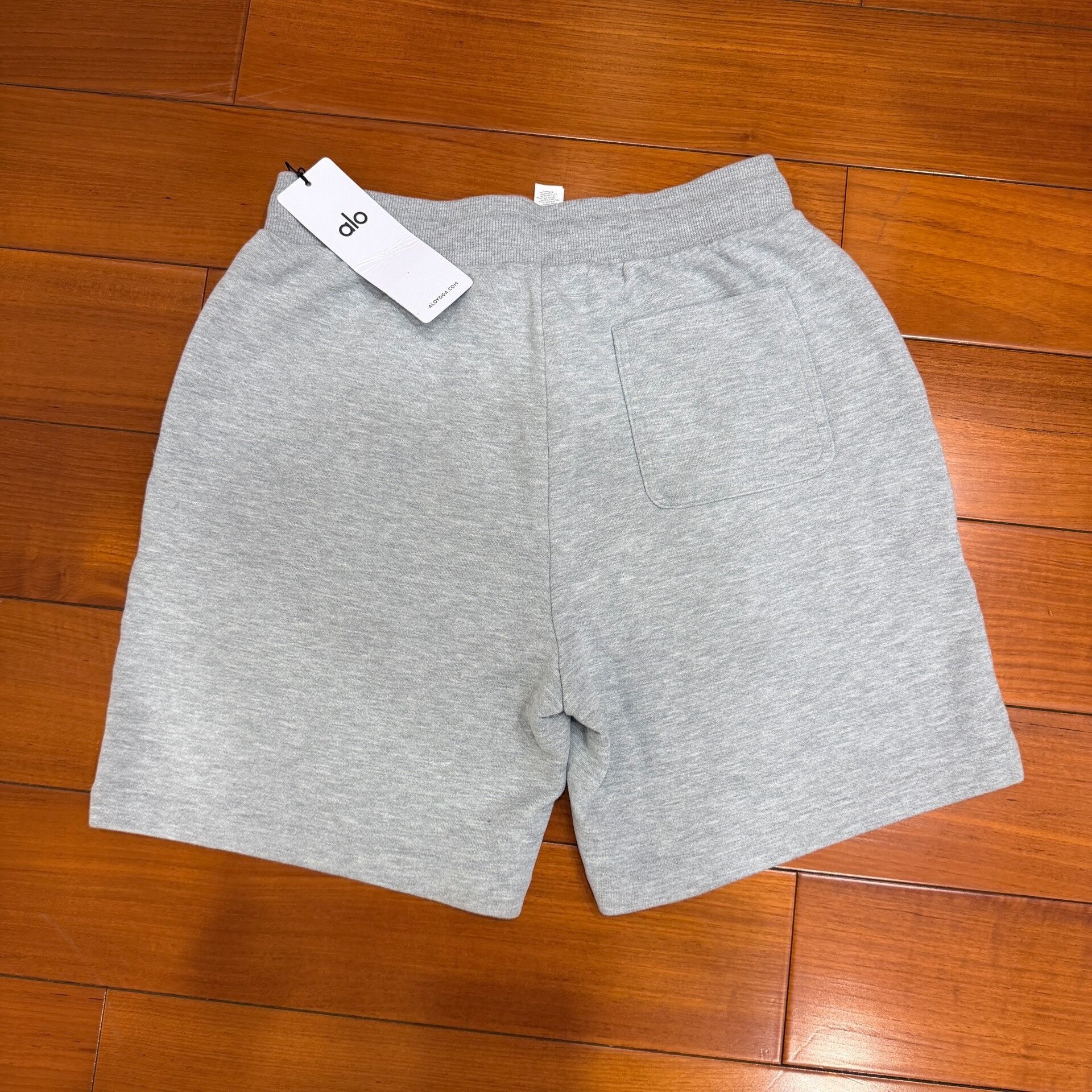 Alo Yoga Alo Yoga Heather Gray Yoga Shorts Size US 32 / EU 48 - 2 Thumbnail