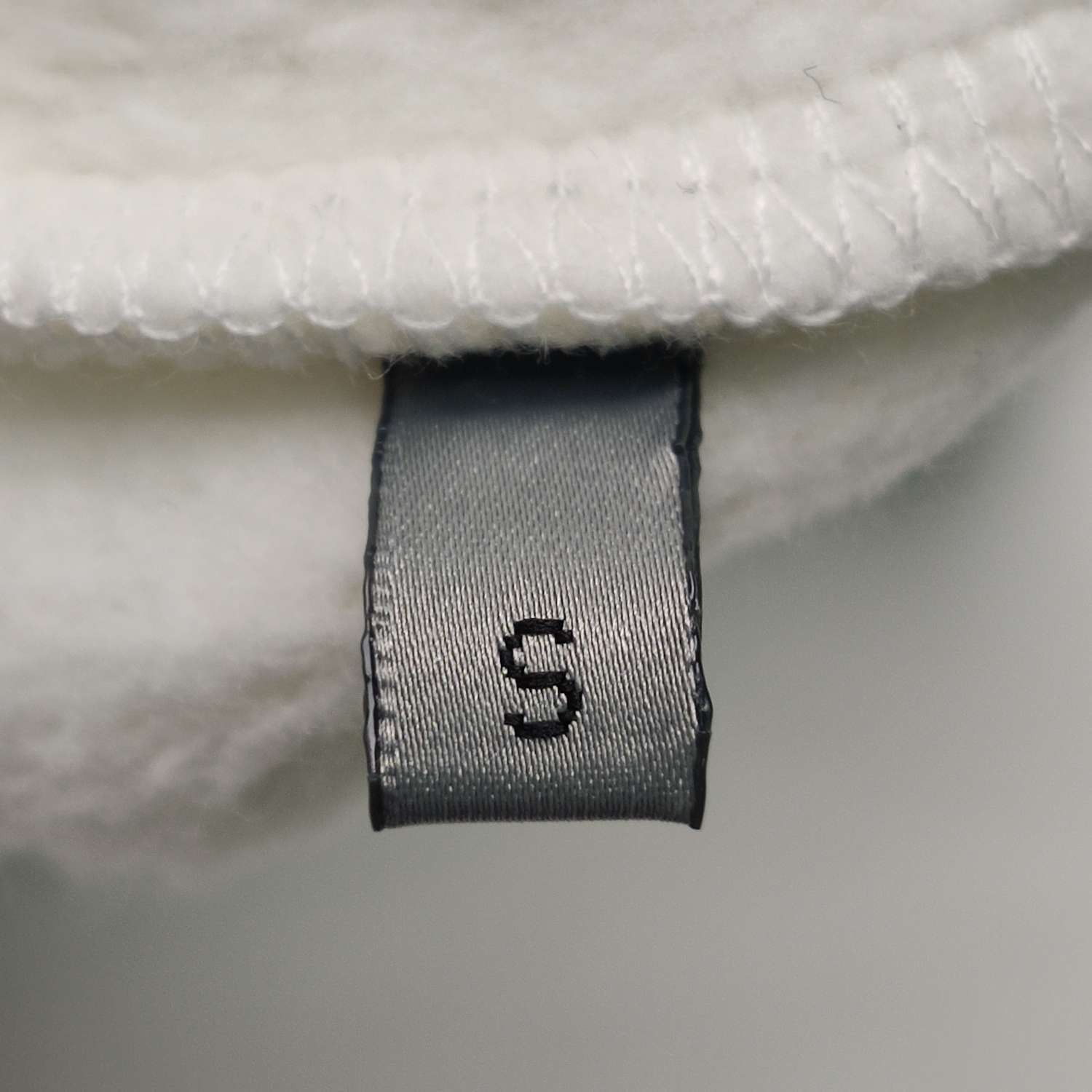 Dior Dior S Size White Multicolor Logo Hooded Sweatshirt Size US S / EU 44-46 / 1 - 12 Thumbnail