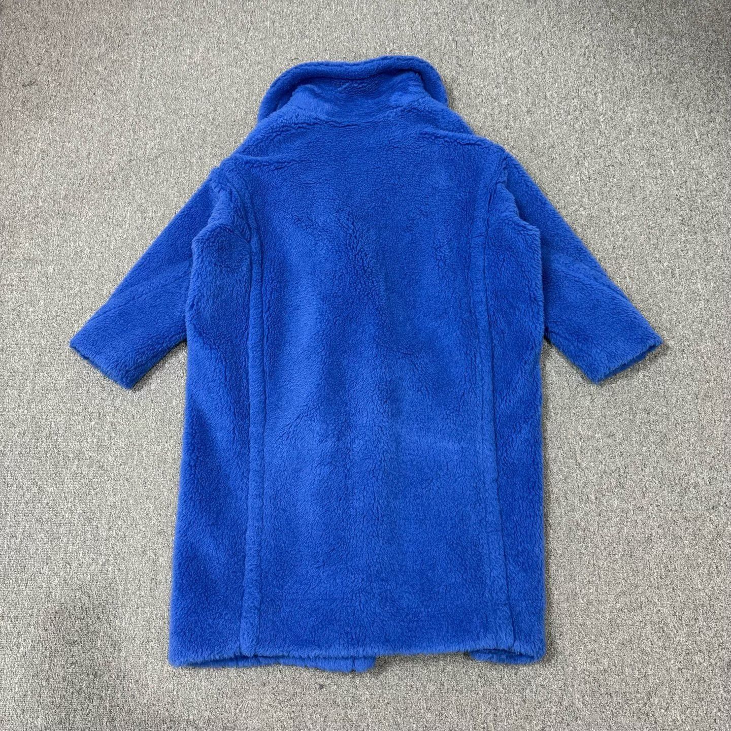 Max Mara Maxmara Main Line Teddy Blue Fur Coat Size S / US 4 / IT 40 - 3 Thumbnail