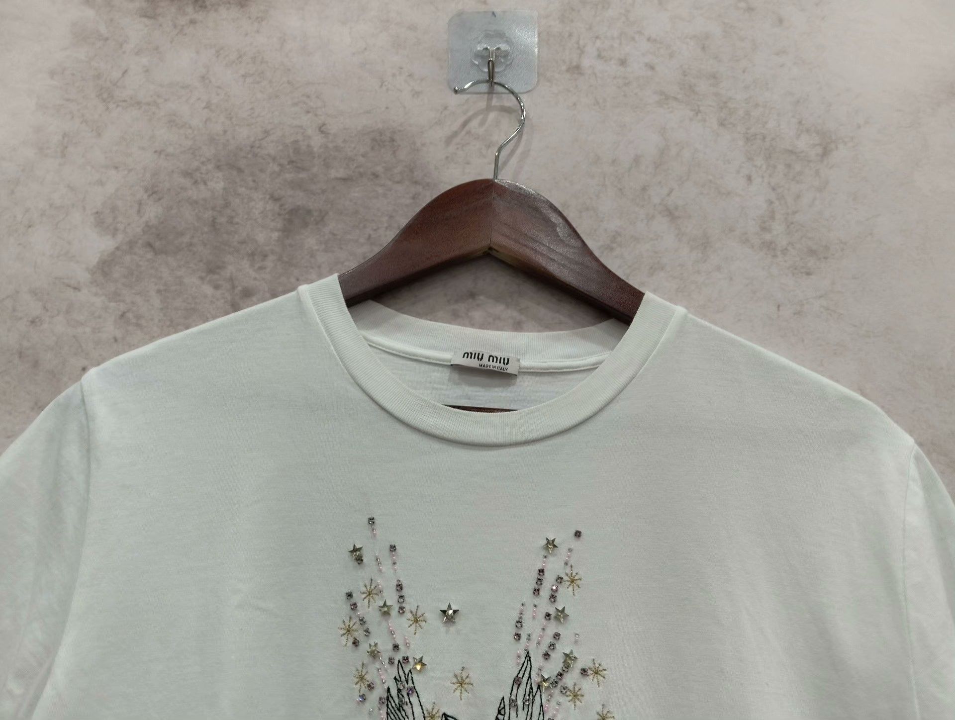 Miu Miu MIUMIU White T-shirt with Black Floral Graphic Size L / US 10 / IT 46 - 5 Thumbnail