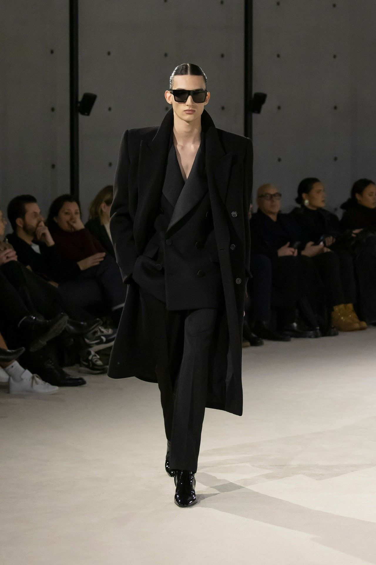 Saint Laurent Paris Saint Laurent Black Double-Breasted Suit Jacket Size US S / EU 44-46 / 1 - 6 Thumbnail
