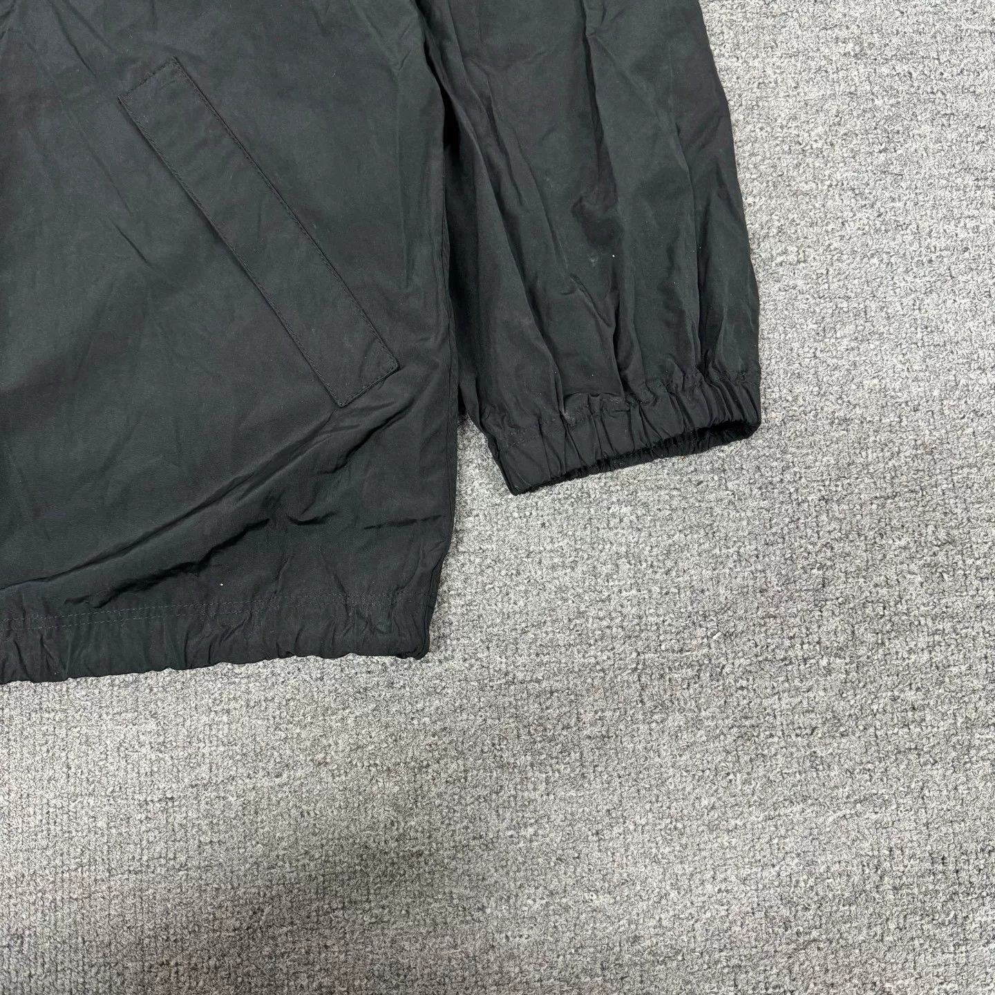 Balenciaga Balenciaga 'Be Different' Coach Jacket Size US XS / EU 42 / 0 - 3 Thumbnail