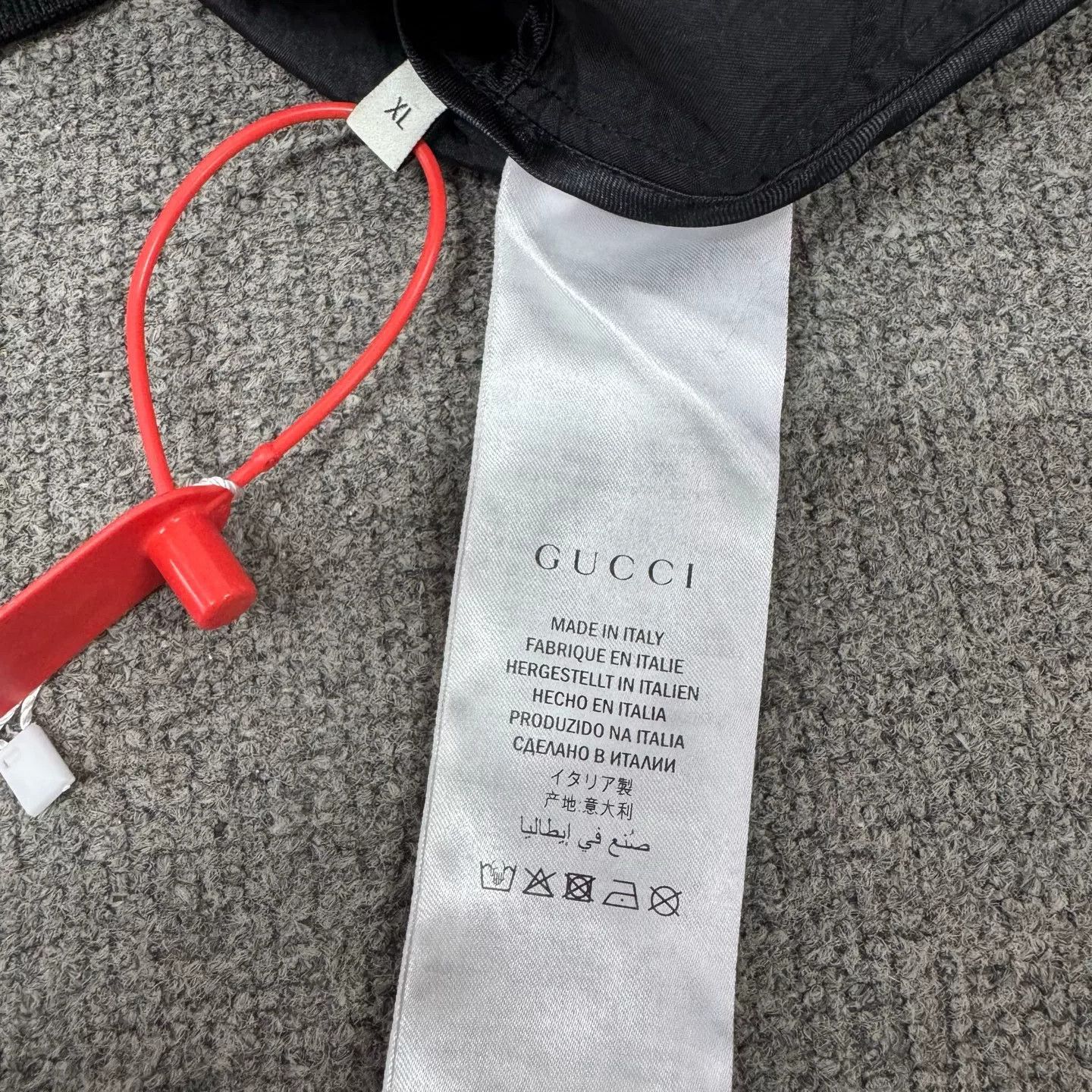 Gucci Gucci Black Red V-Stripe Retro Jacket Size US XL / EU 56 / 4 - 8 Thumbnail