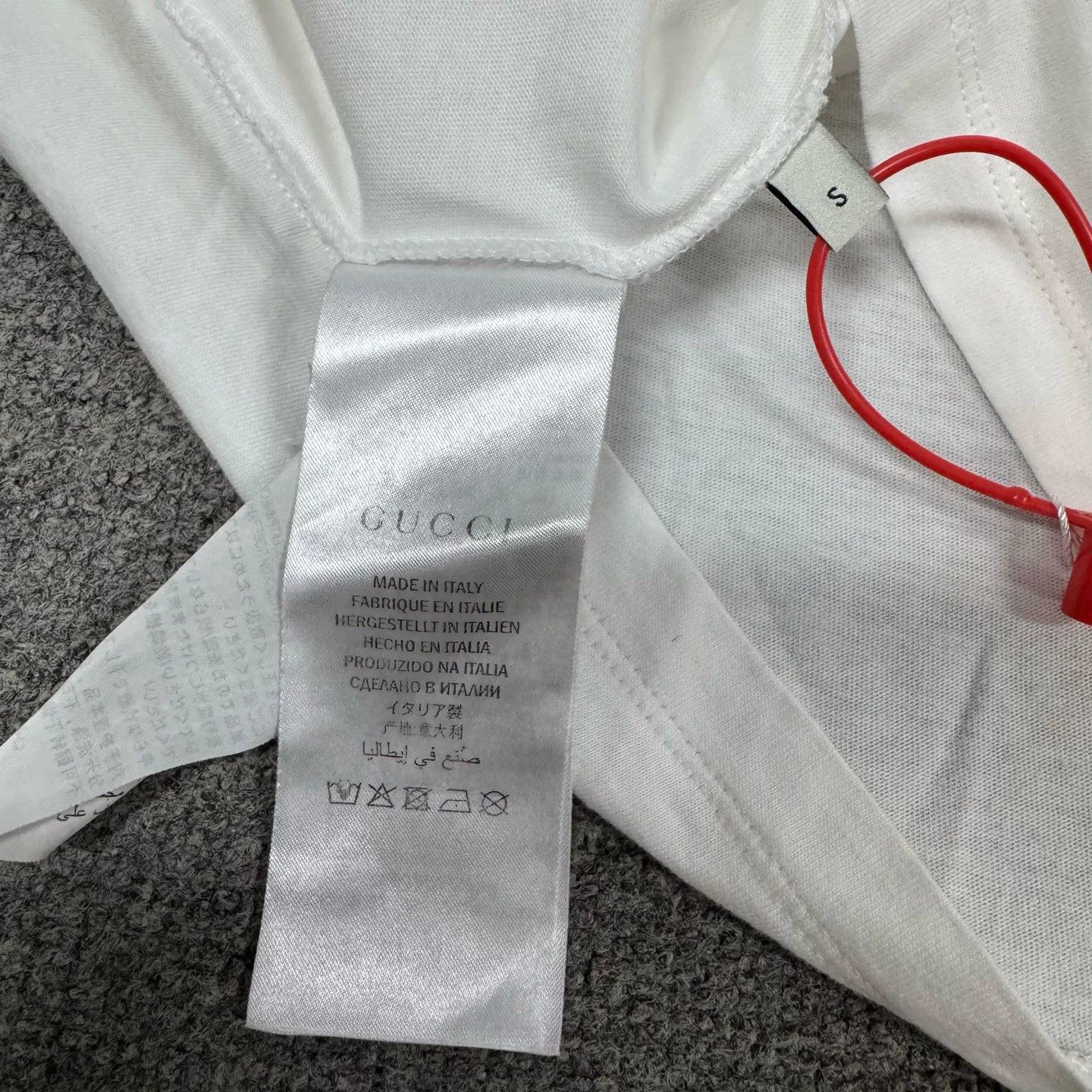 Gucci Gucci Floral Print Pink V-Neck Slogan T-Shirt Size S / US 4 / IT 40 - 7 Thumbnail