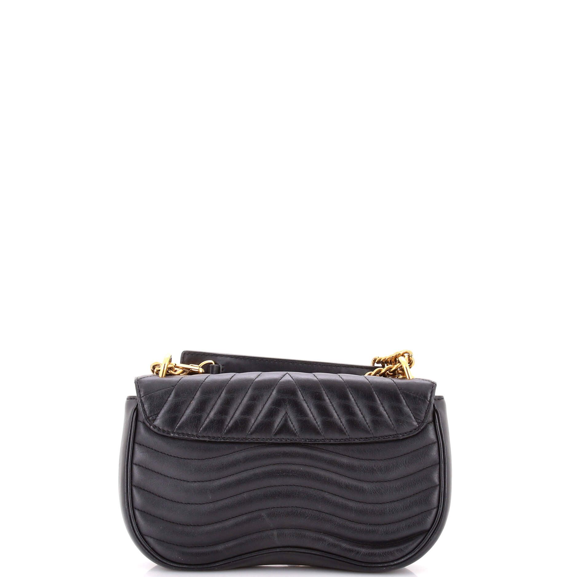 Louis Vuitton New Wave Chain Bag Size ONE SIZE - 3 Thumbnail