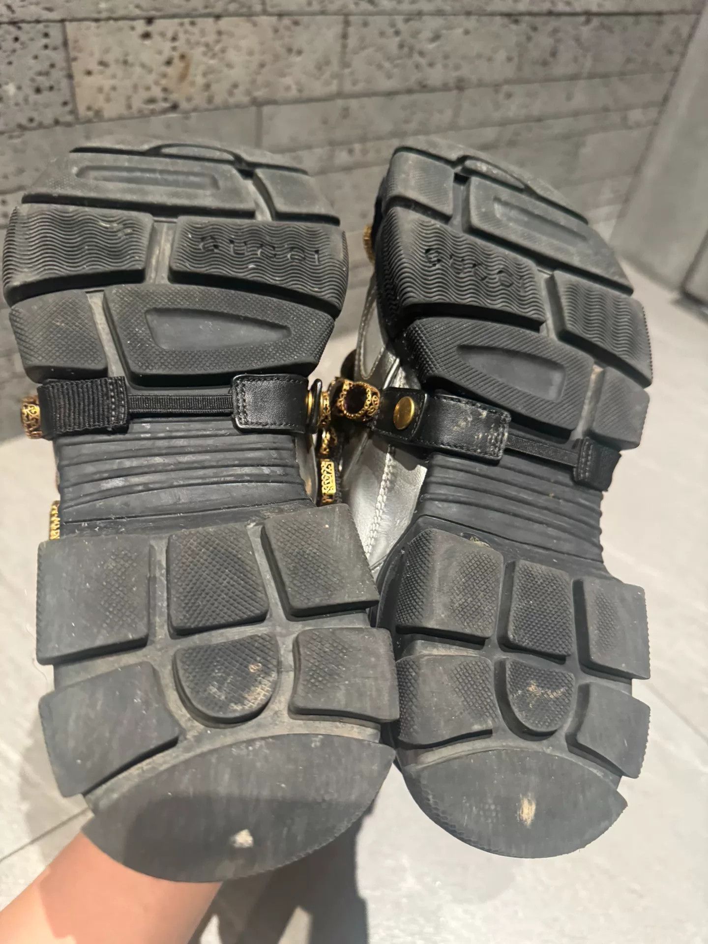 Gucci Gucci Runway Gem Detachable Dad Shoes Size US 7 / EU 40 - 5 Thumbnail