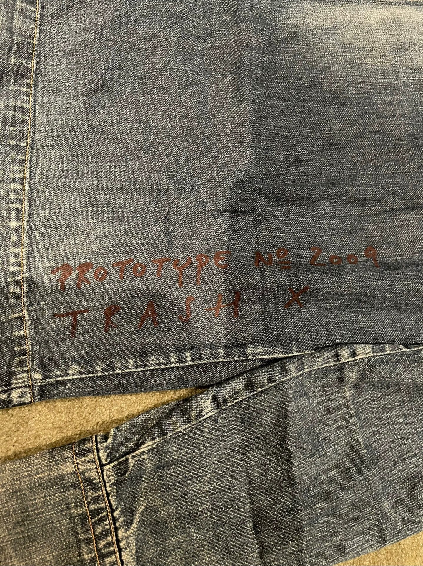 Walter Van Beirendonck Walter Van Beirendonck Sample Denim Shirt Size US L / EU 52-54 / 3 - 2 Thumbnail