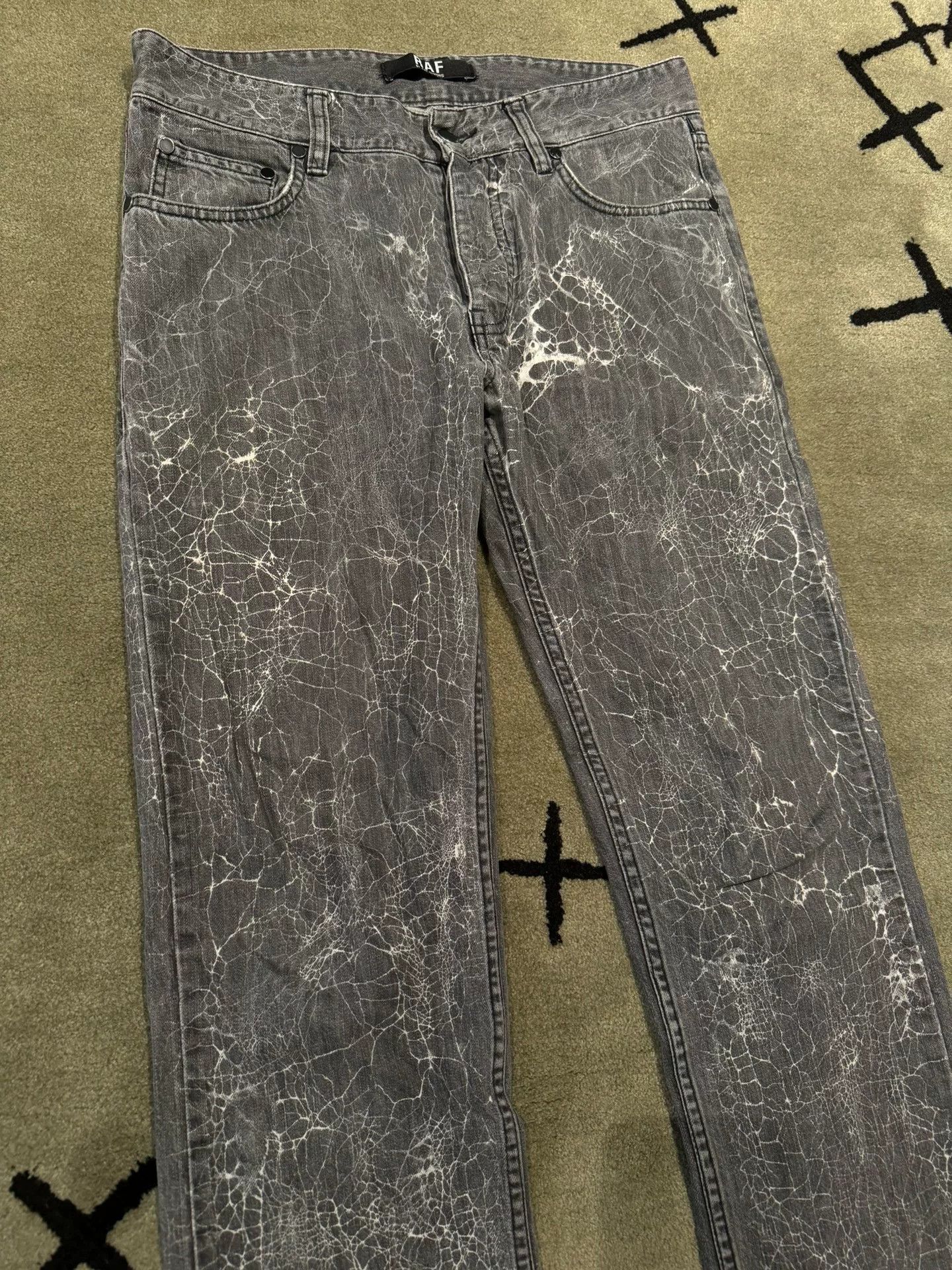 Raf by Raf Simons Raf Simons Archive Cracked Spider Web Jeans Size US 32 / EU 48 - 2 Thumbnail