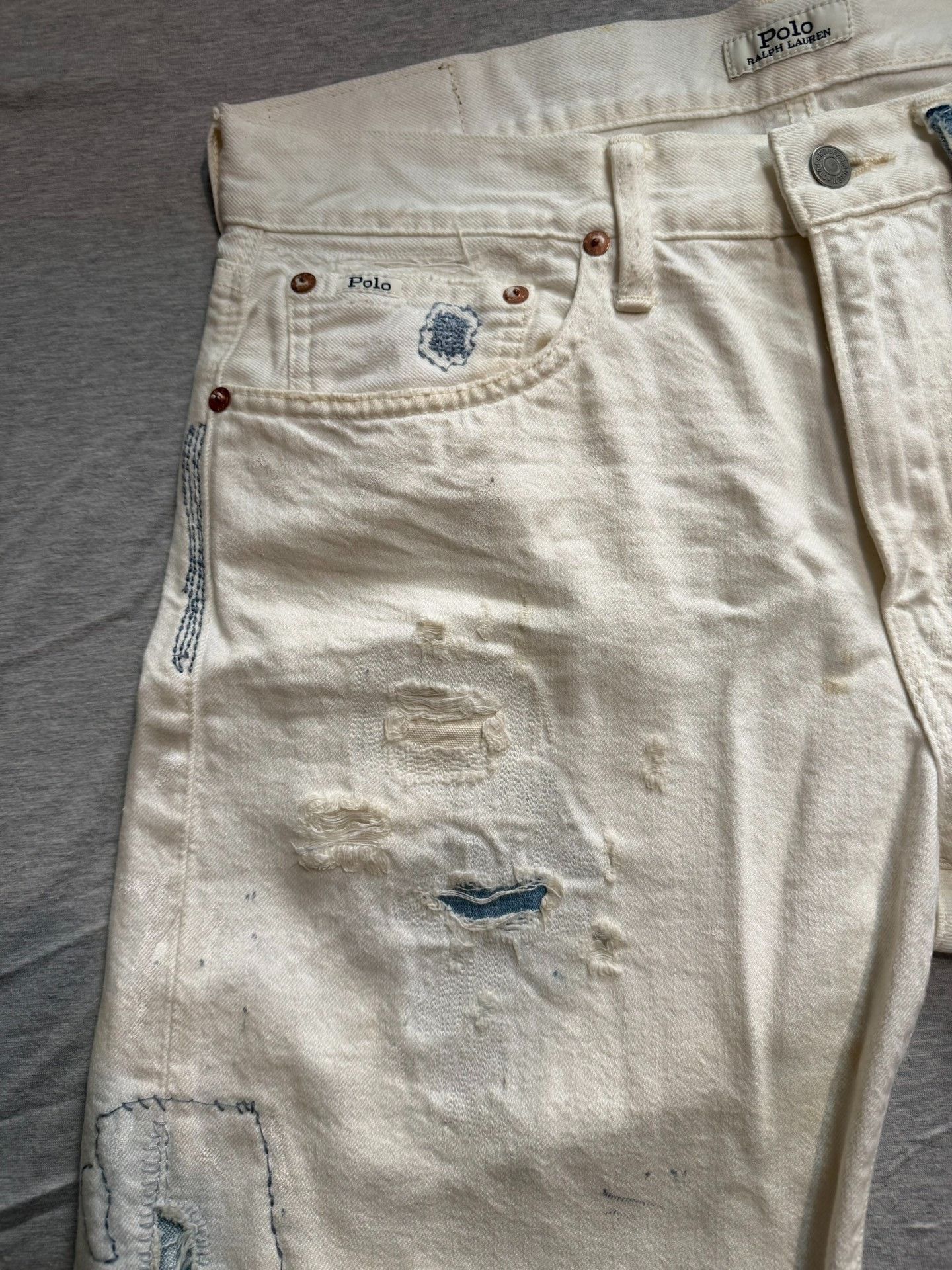 Polo Ralph Lauren Polo Washed Indigo Patch Distressed White Denim Shorts Size US 32 / EU 48 - 3 Thumbnail