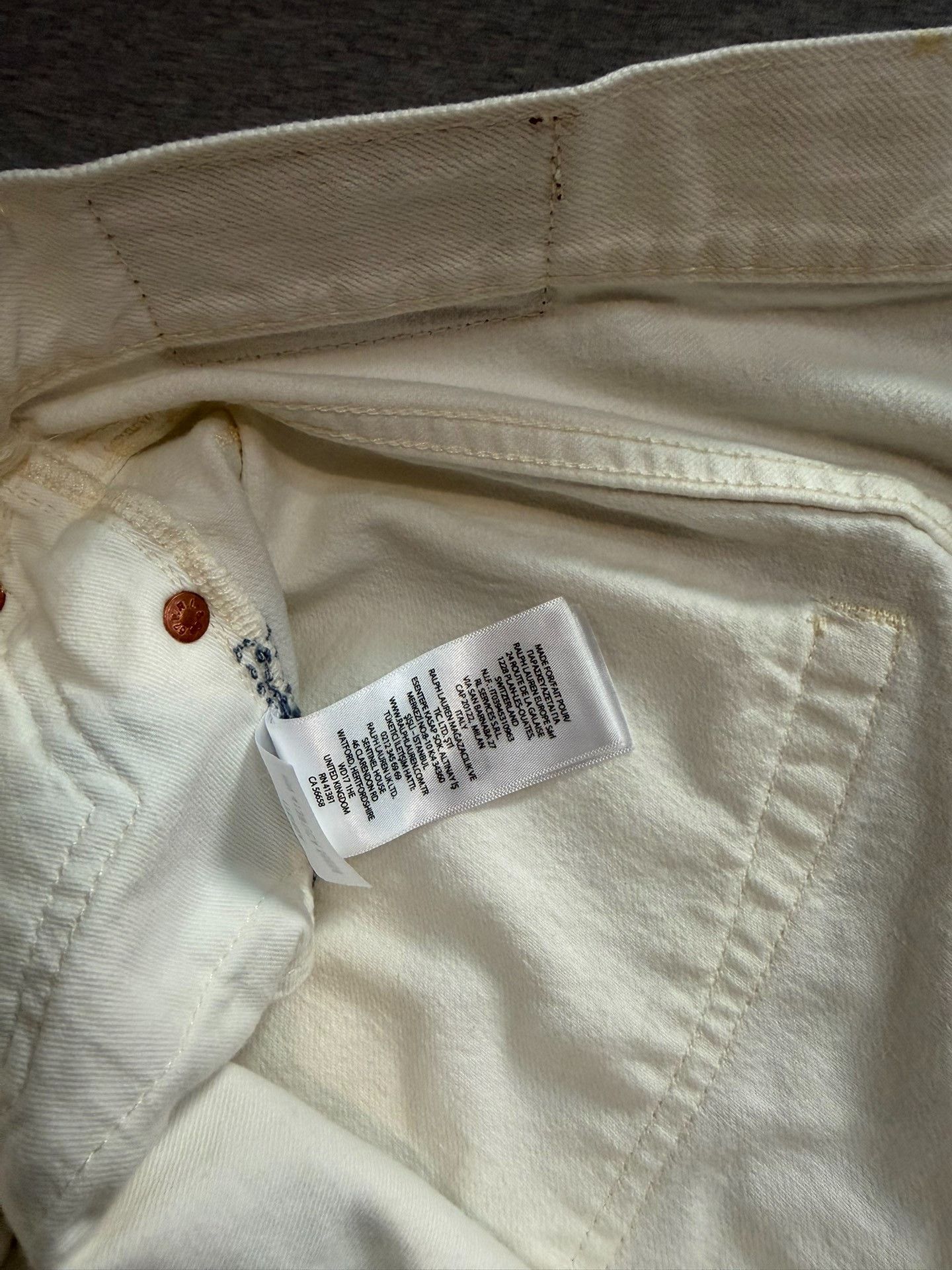 Polo Ralph Lauren Polo Washed Indigo Patch Distressed White Denim Shorts Size US 32 / EU 48 - 7 Thumbnail