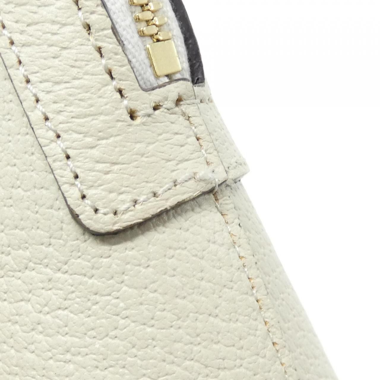 Gucci Gucci Gucci DIANA Leather Bag Leather Crossbody Bag 715775 DJ24G DUTY FREE for USA Size ONE SIZE - 4 Thumbnail