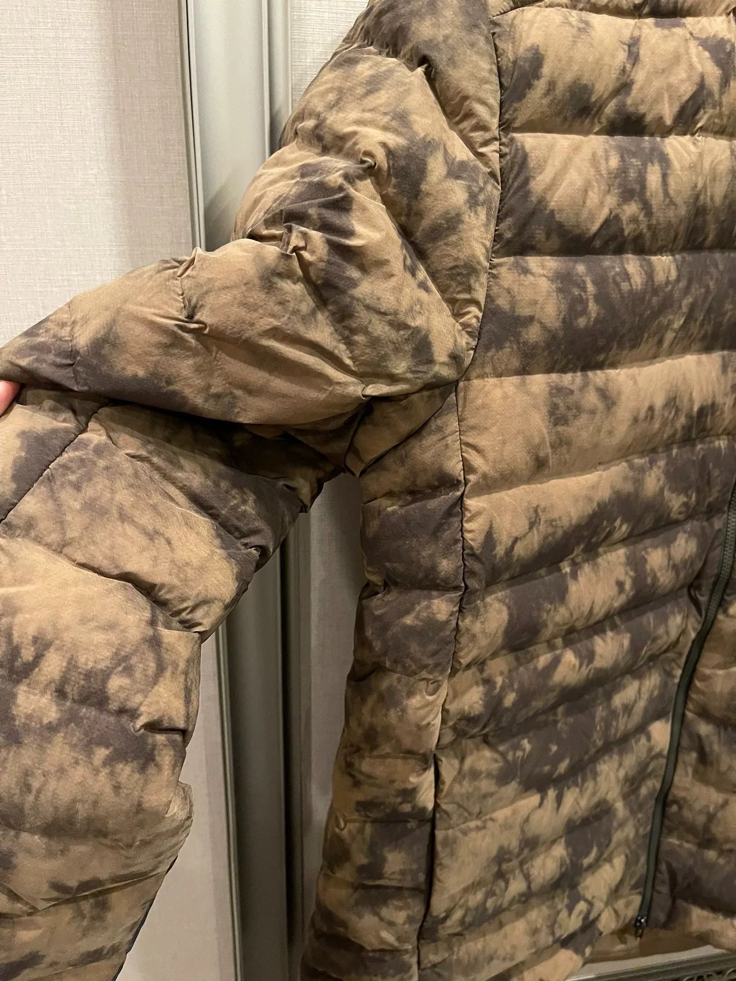 Lululemon lululemon Camo Puffer Jacket Size US XL / EU 56 / 4 - 3 Thumbnail