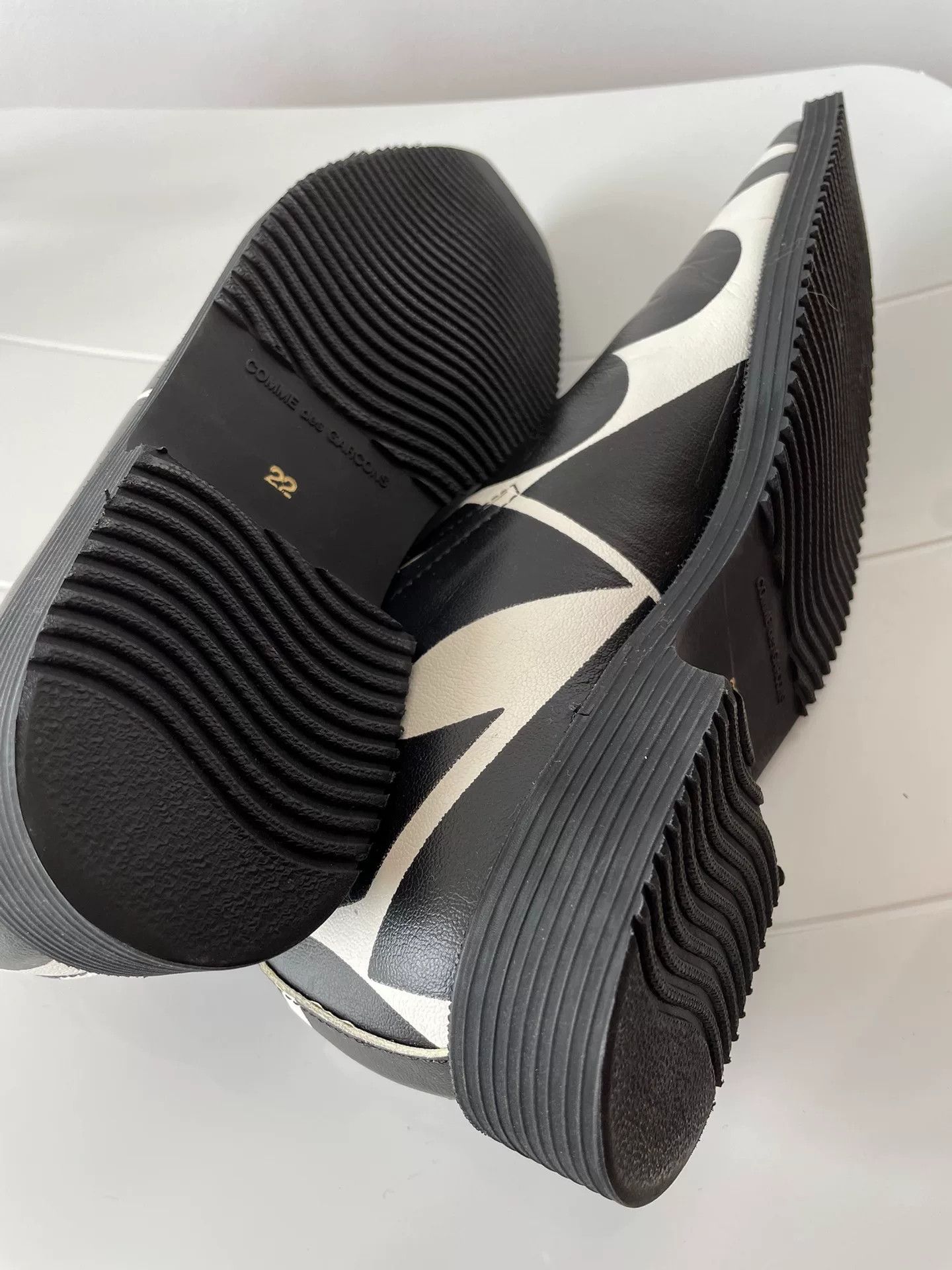 Comme des Garcons Comme des Garçons Runway Leather Shoes Size US 4 / IT 34 - 7 Thumbnail