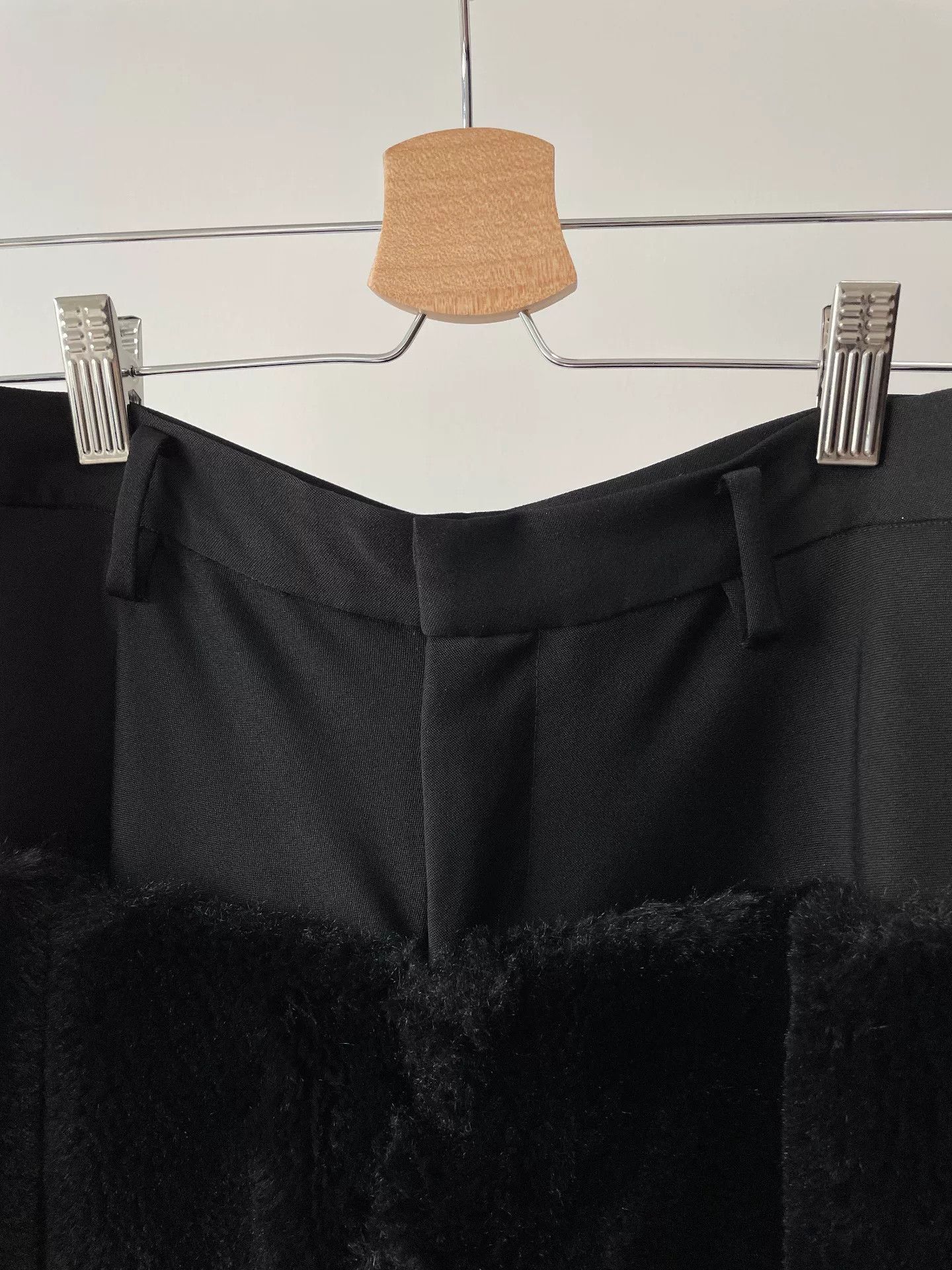 Noir Kei Ninomiya Noir Kei Ninomiya Fuzzy Shorts Size 26" / US 2 / IT 38 - 3 Thumbnail