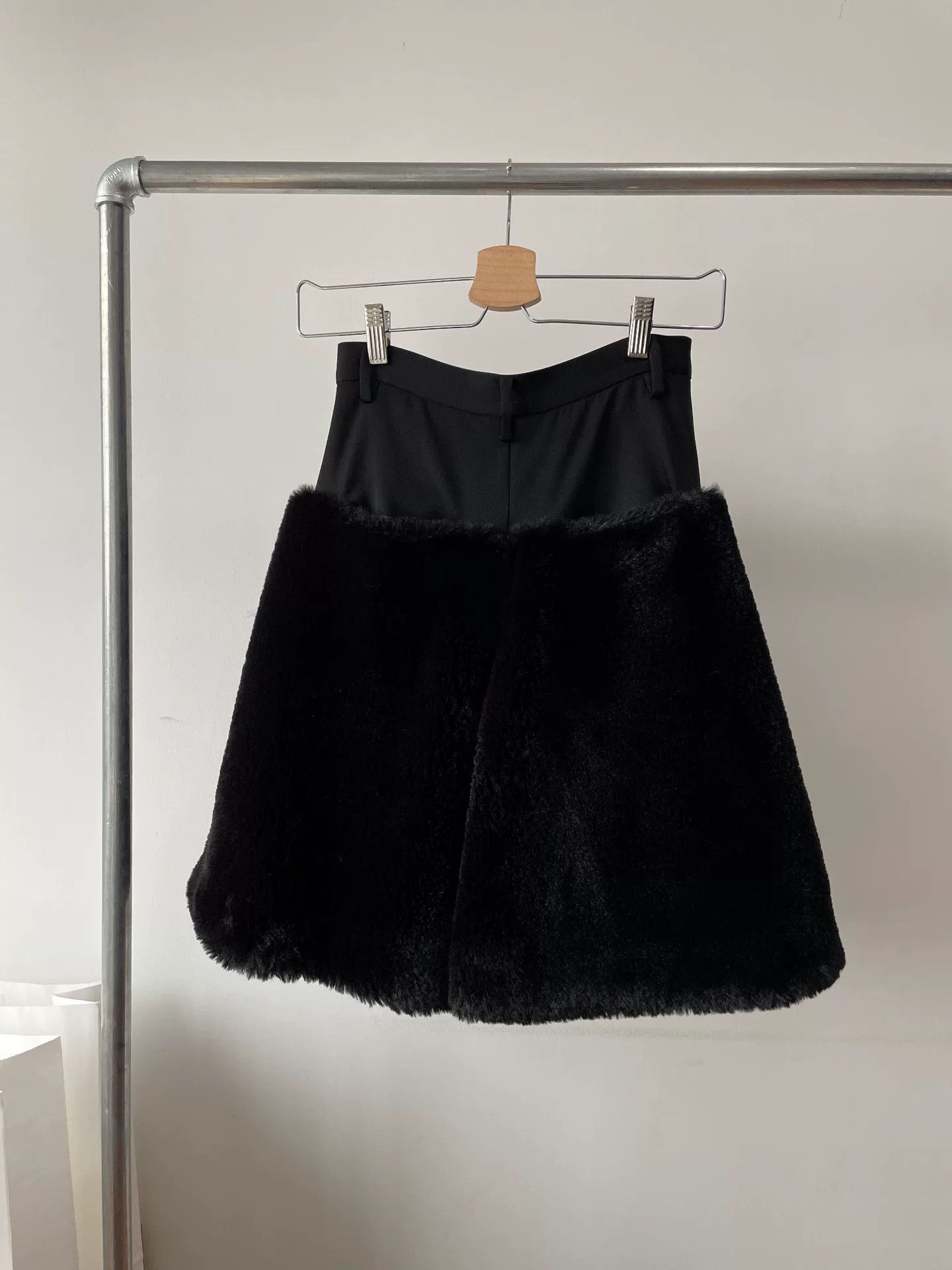 Noir Kei Ninomiya Noir Kei Ninomiya Fuzzy Shorts Size 26" / US 2 / IT 38 - 2 Thumbnail