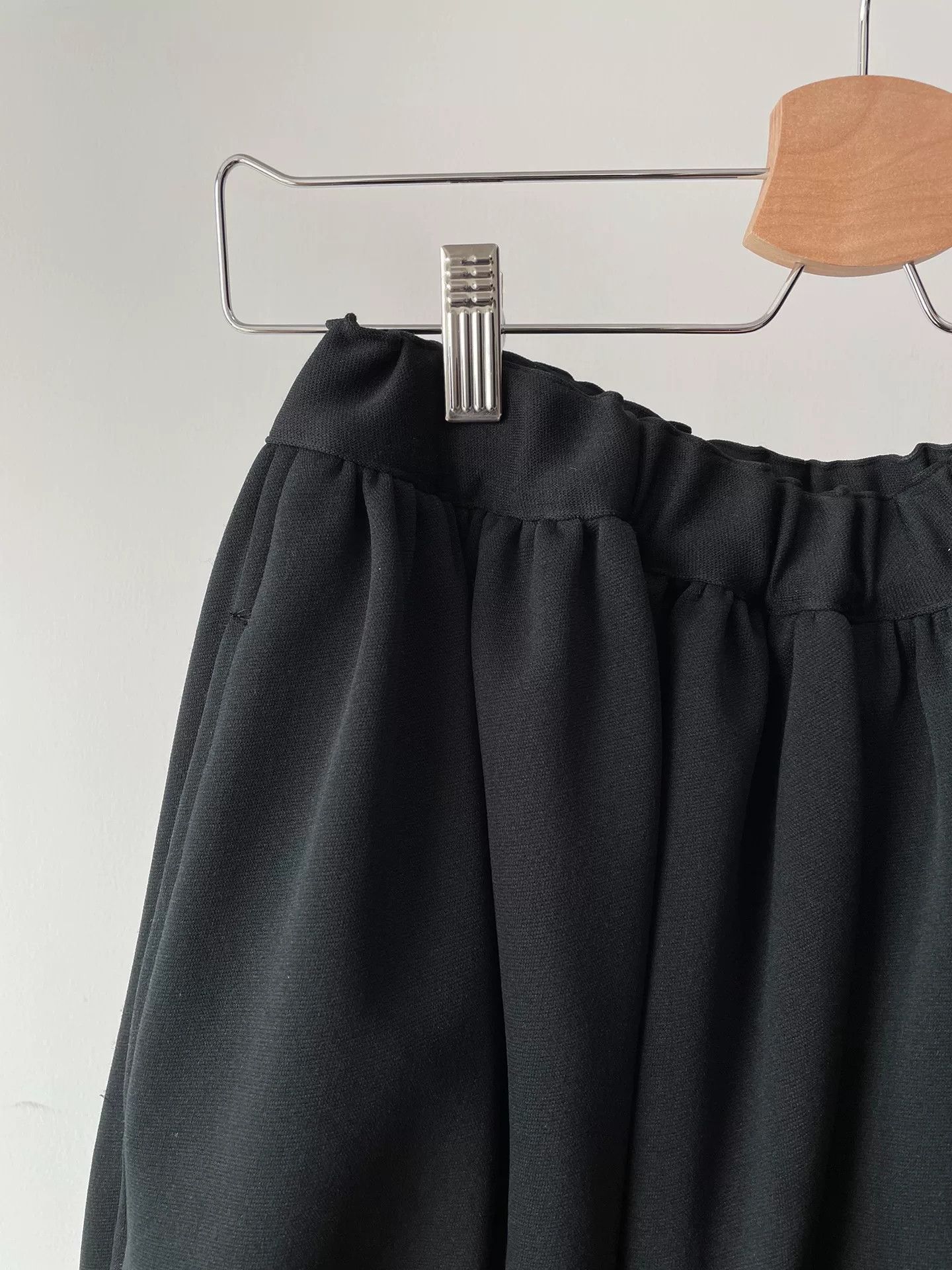 Comme des Garcons Comme des Garçons Harem Shorts Size 25" / US 0 / IT 36 - 3 Thumbnail
