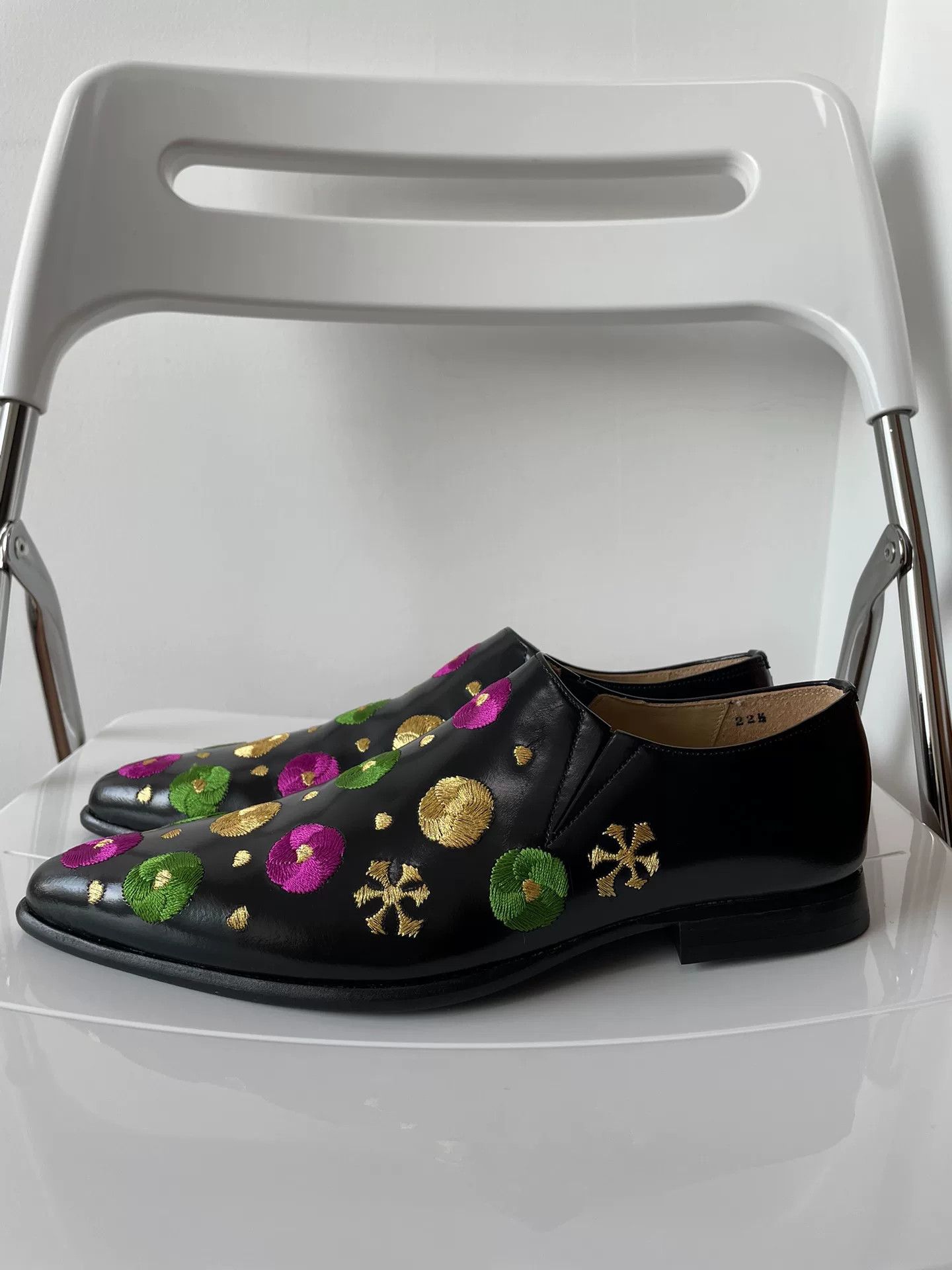 Comme des Garcons Comme des Garçons Embroidered Black Leather Shoes Size US 4 / IT 34 - 2 Thumbnail