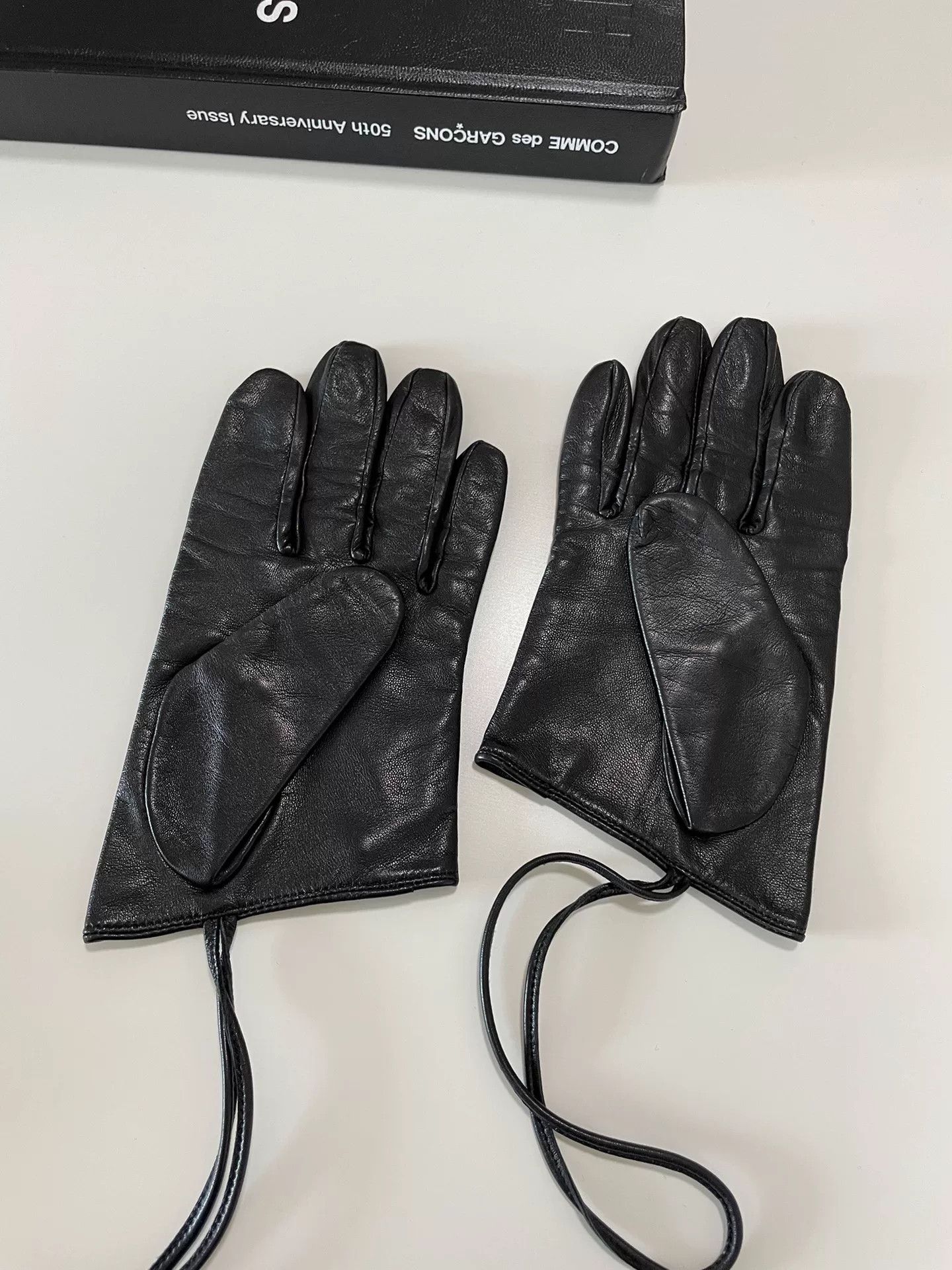 Yohji Yamamoto Yohji Yamamoto Black Leather Gloves Size ONE SIZE - 2 Thumbnail