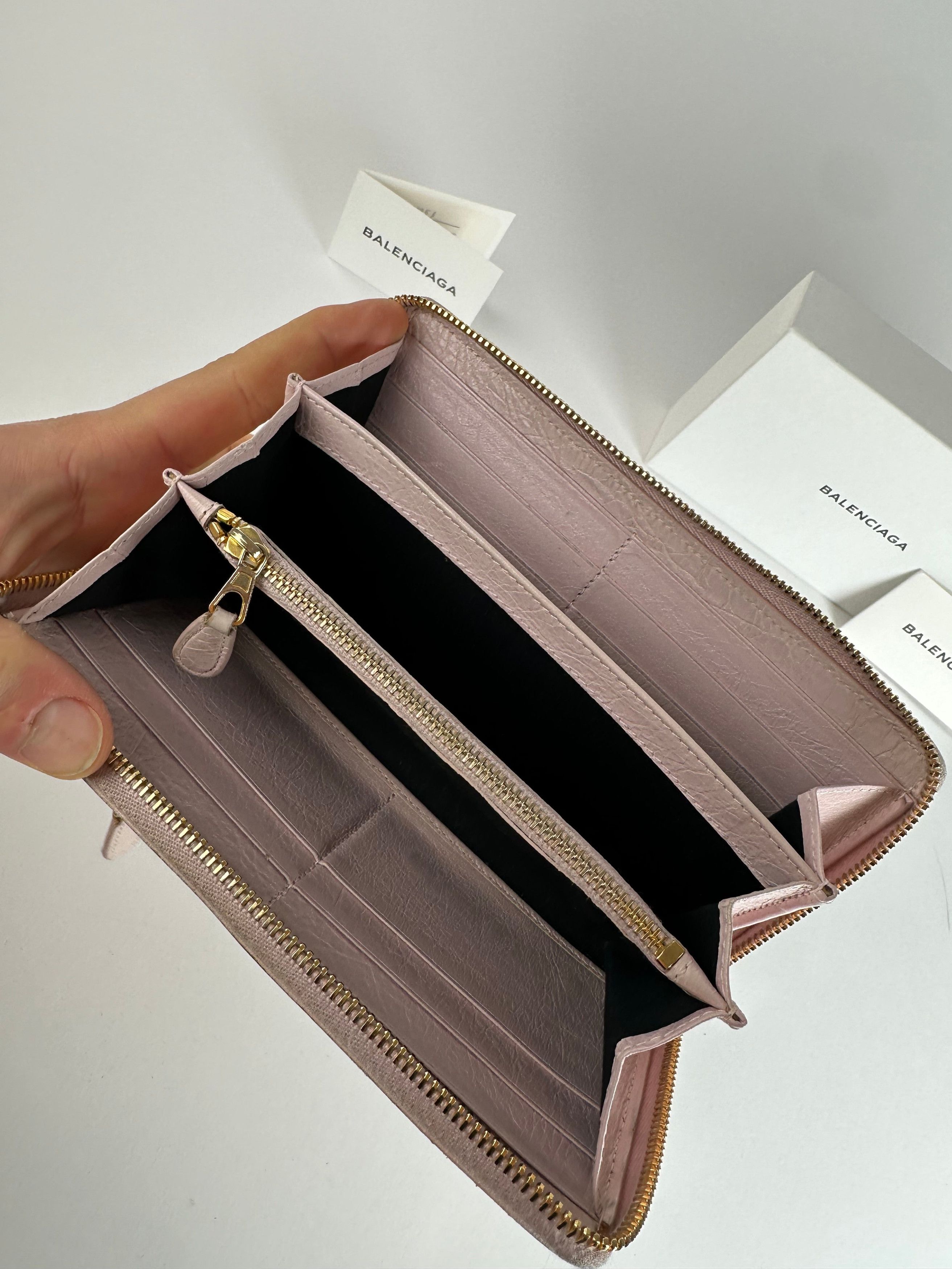 Balenciaga Vintage Leather City Wallet Pink Size ONE SIZE - 4 Thumbnail