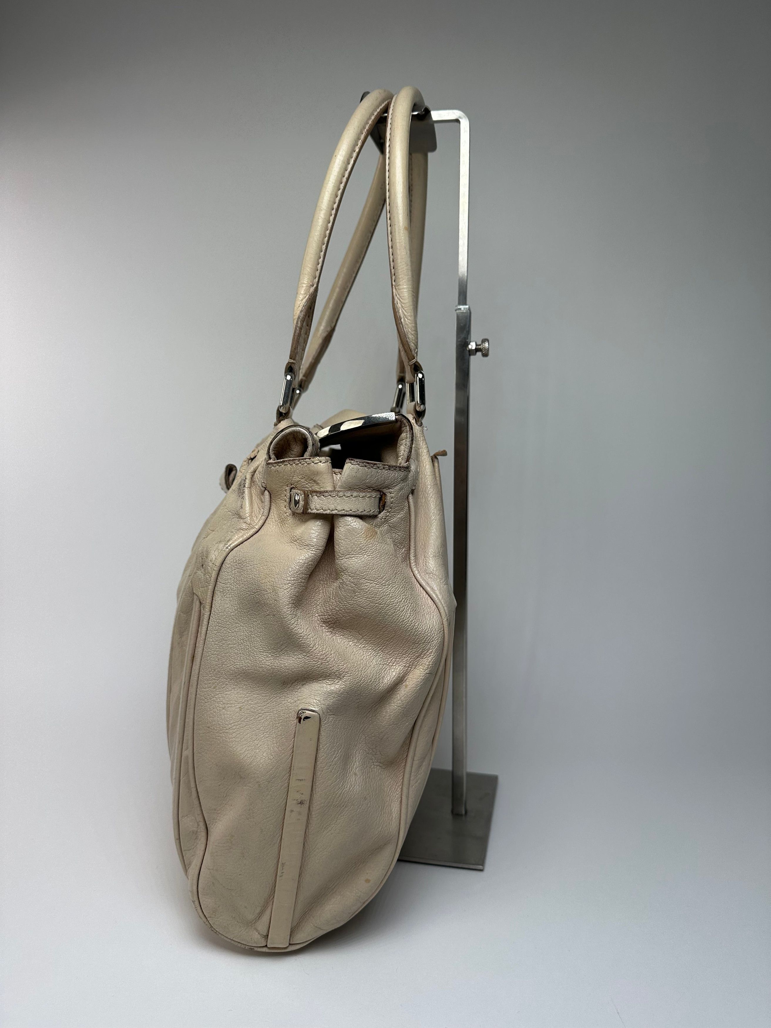Celine Vintage Paris Leather Handbag Grey Size ONE SIZE - 5 Thumbnail