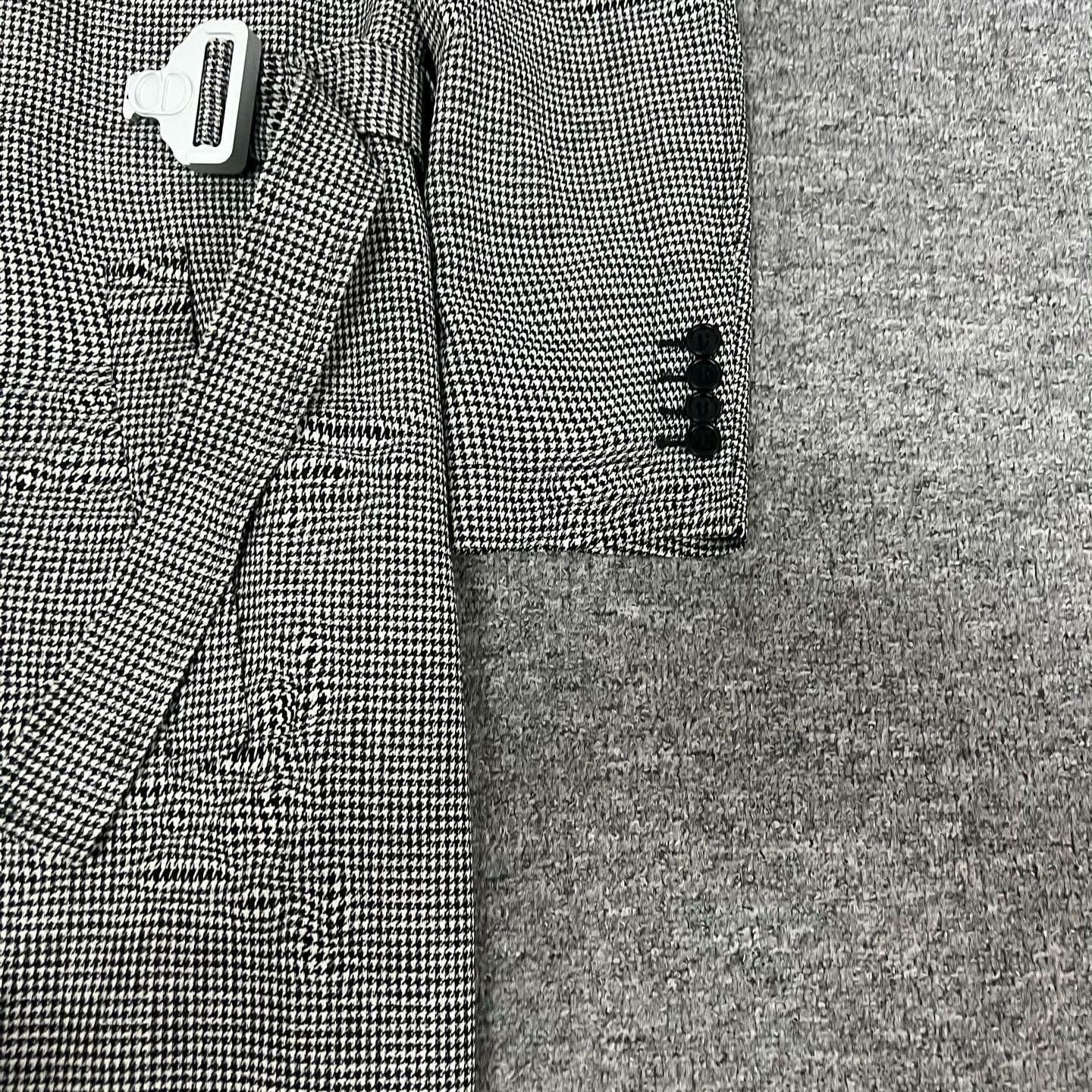 Dior Dior Houndstooth Metal Clasp Coat Size US M / EU 48-50 / 2 - 3 Thumbnail