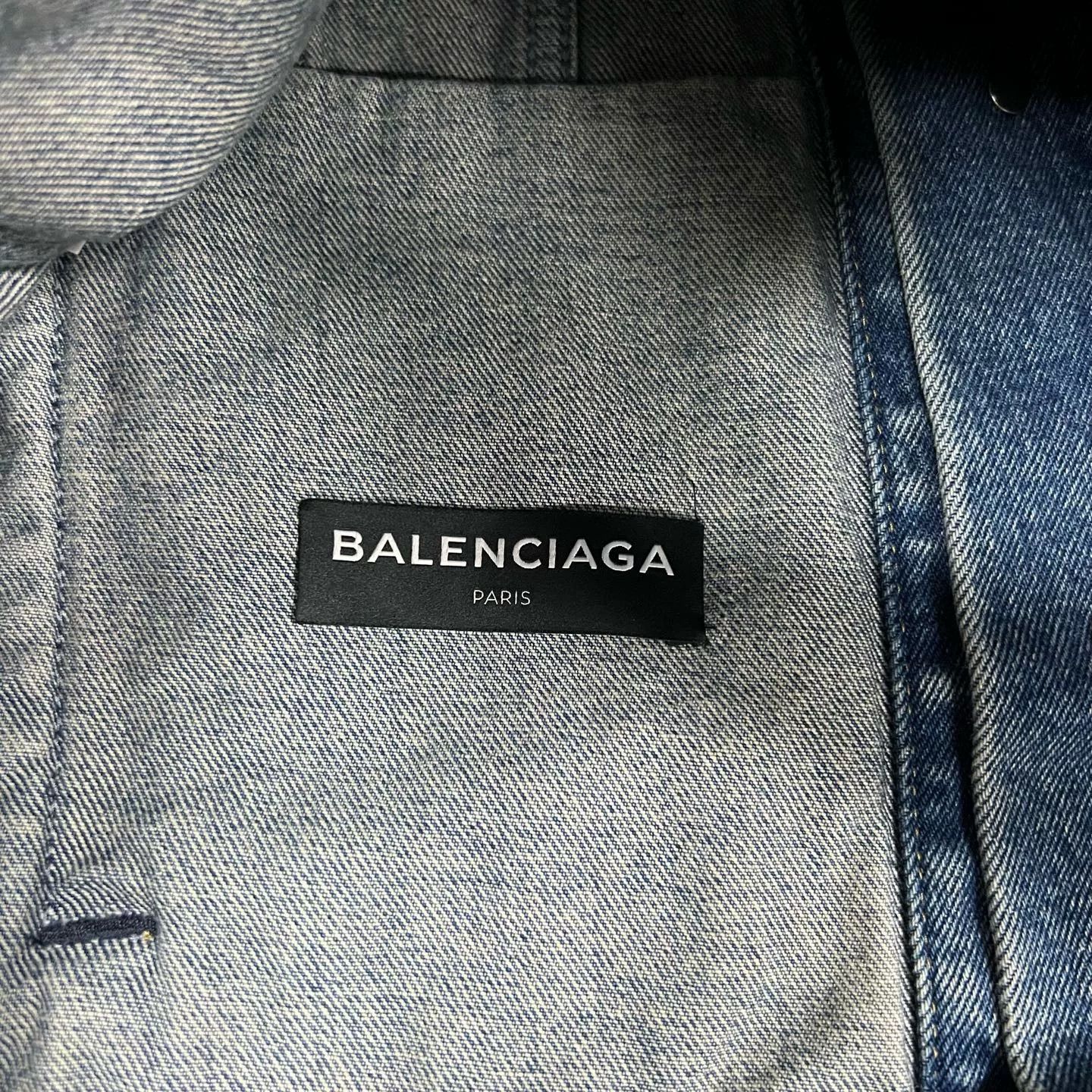 Balenciaga Balenciaga Embroidered Cola Denim Jacket Size US M / EU 48-50 / 2 - 6 Thumbnail