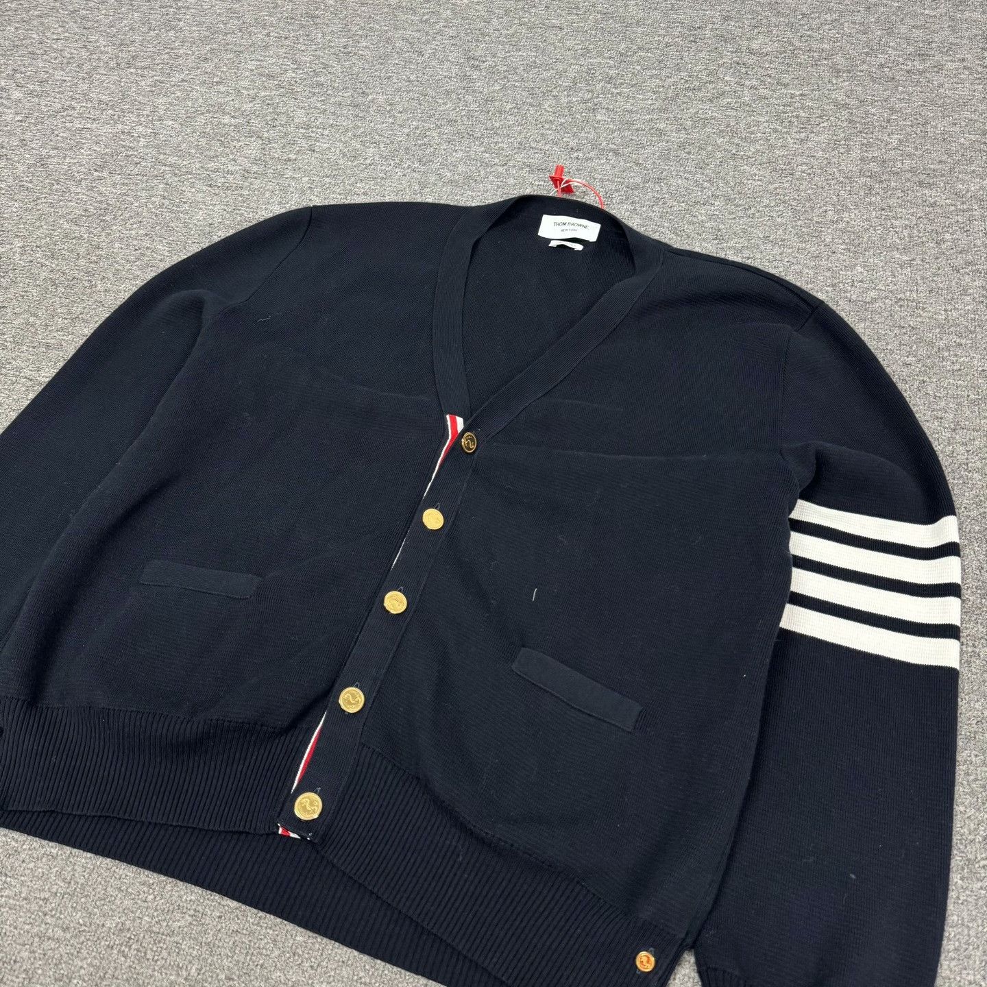 Thom Browne Thom Browne TB Four-Stripe Thick Knit Cardigan Size US XXL / EU 58 / 5 - 4 Thumbnail