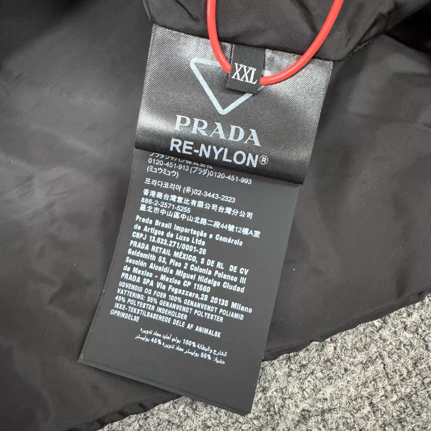 Prada Prada Triangle Logo Recycled Nylon Puffer Jacket Size US XXL / EU 58 / 5 - 7 Thumbnail