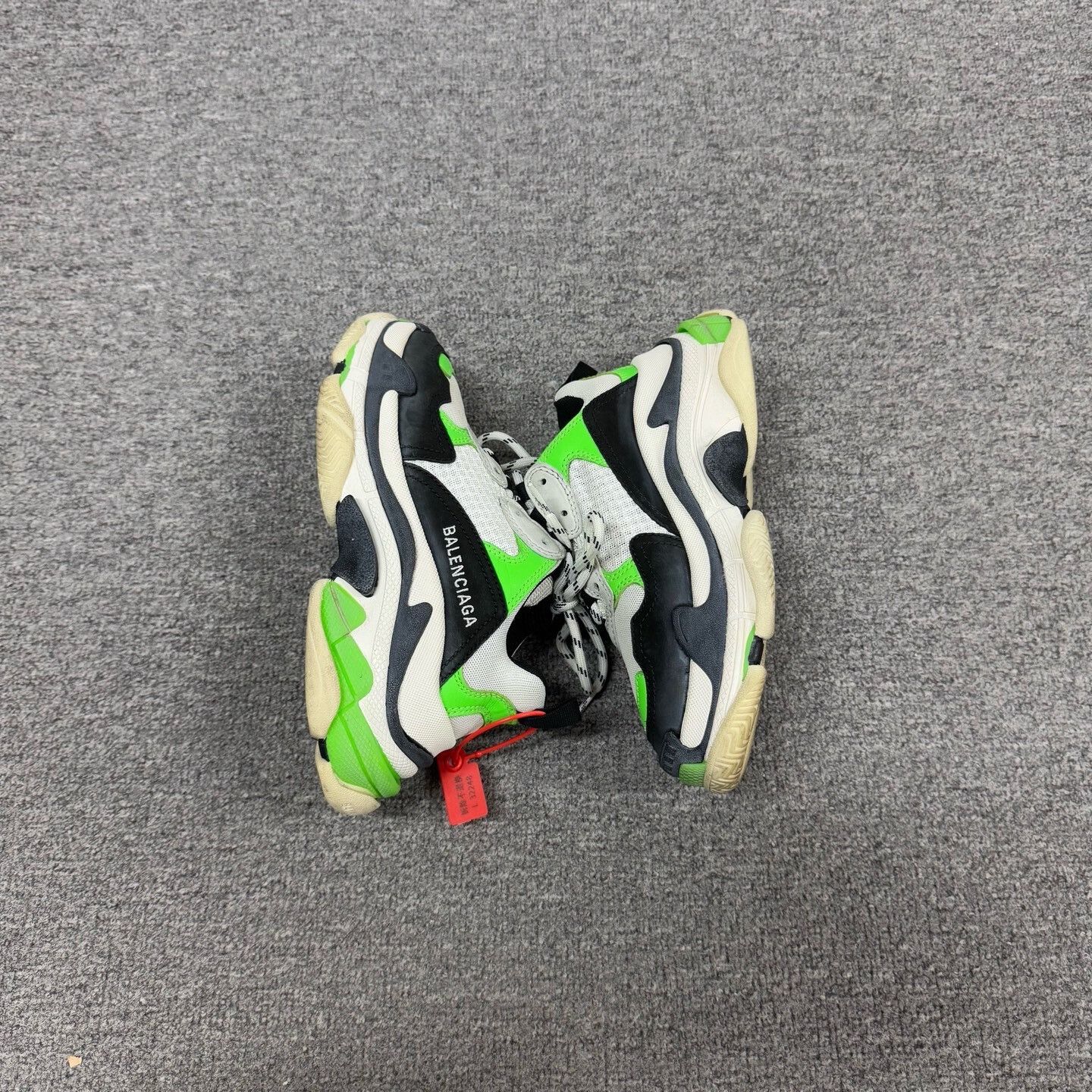 Balenciaga Balenciaga Triple S Women's Sneakers Size US 4 / IT 34 - 6 Thumbnail