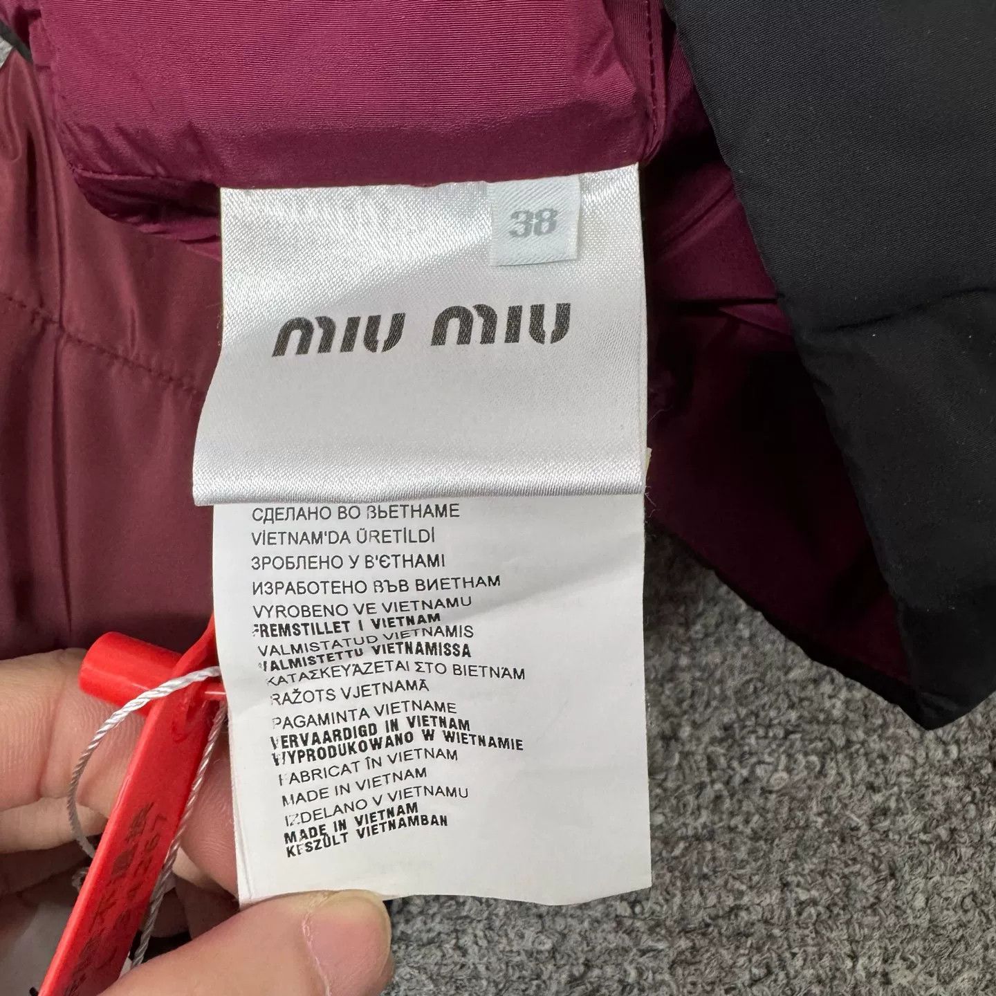 Miu Miu Miu Miu Gradient Stand Collar Down Jacket Size S / US 4 / IT 40 - 5 Thumbnail