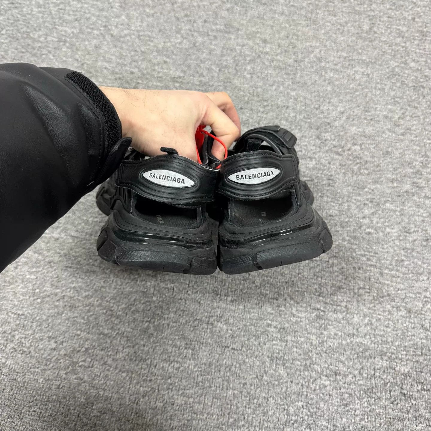 Balenciaga Balenciaga Track Velcro Beach Sandals Size US 7 / IT 37 - 4 Thumbnail