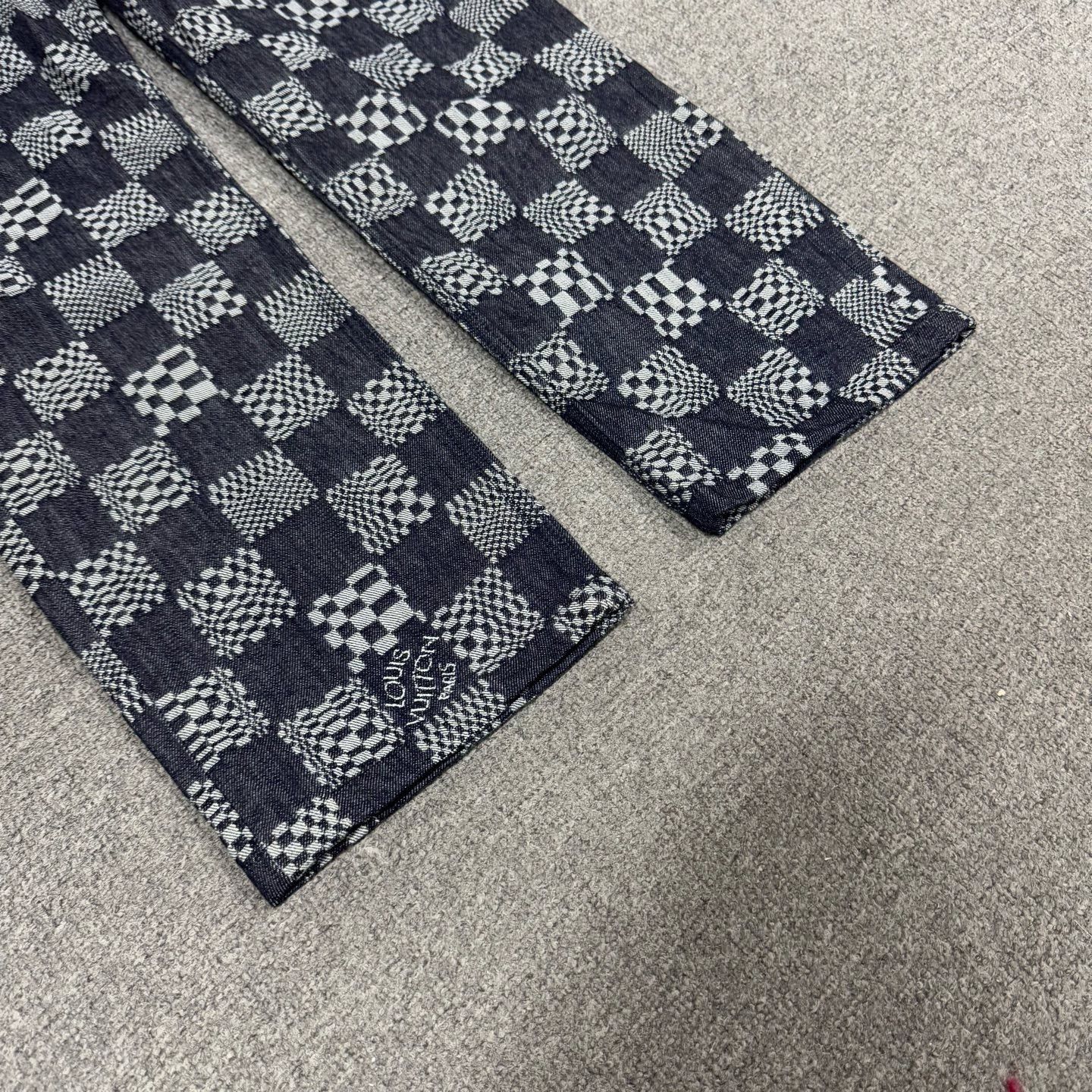 Louis Vuitton Louis Vuitton Checkered Jeans Size US 32 / EU 48 - 3 Thumbnail