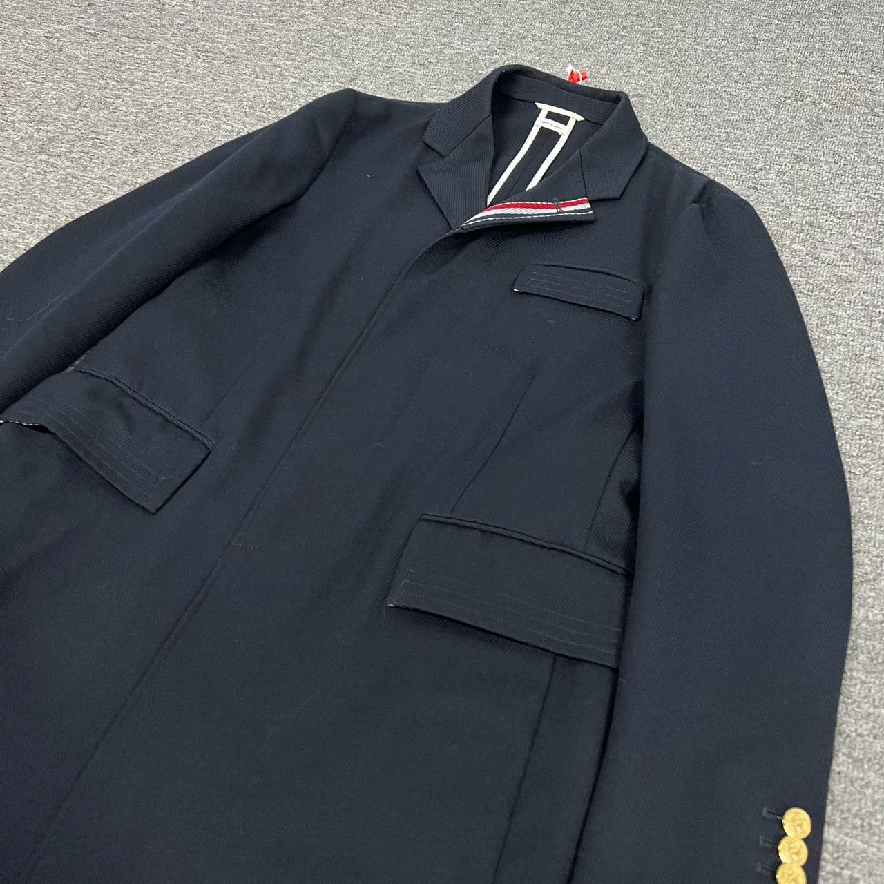 Thom Browne Thom Browne TB Stripe Lapel Suit Coat Size US S / EU 44-46 / 1 - 3 Thumbnail