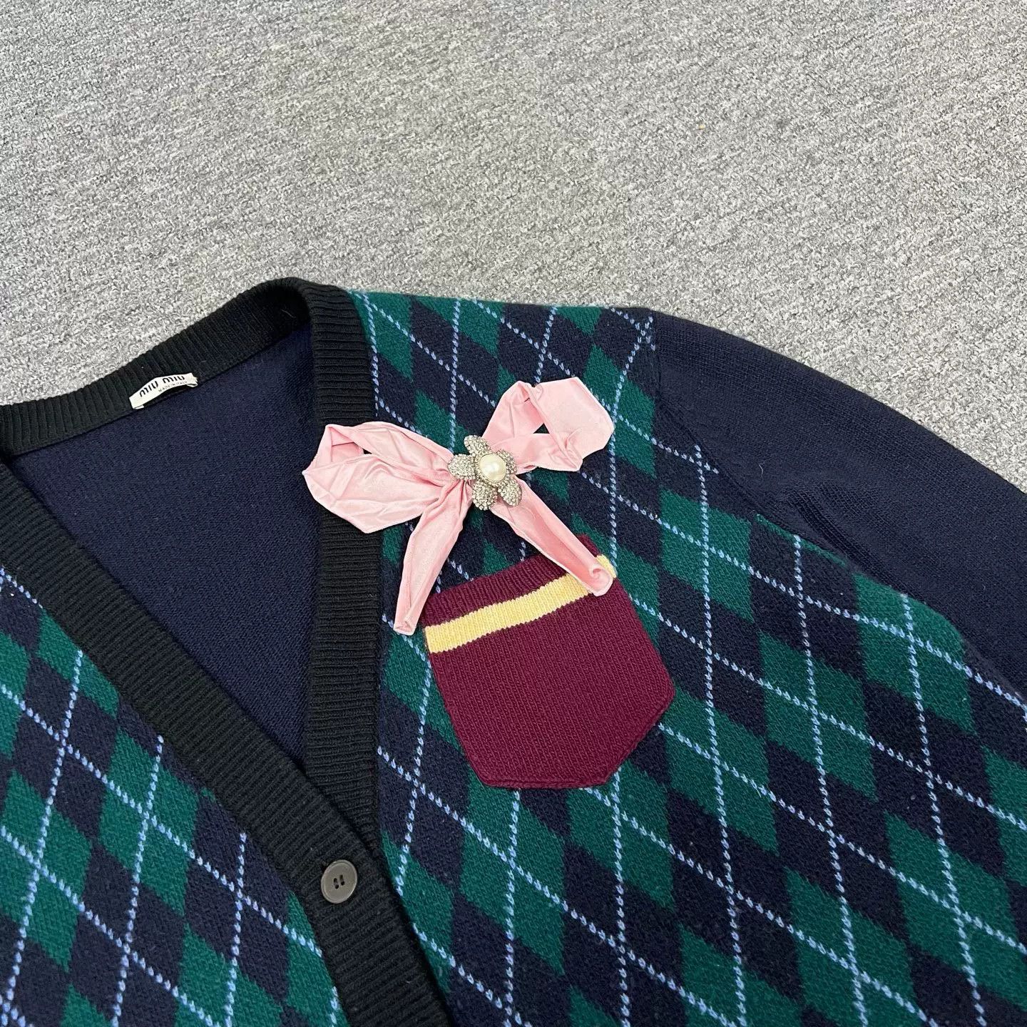 Miu Miu Miu Miu Bow Argyle Knit Cardigan Size S / US 4 / IT 40 - 5 Thumbnail