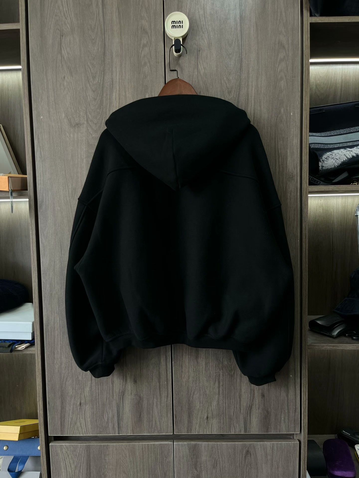 Alexander Wang Alexander Wang Fleece-Lined Black Sweatshirt XS Size XS / US 0-2 / IT 36-38 - 2 Thumbnail