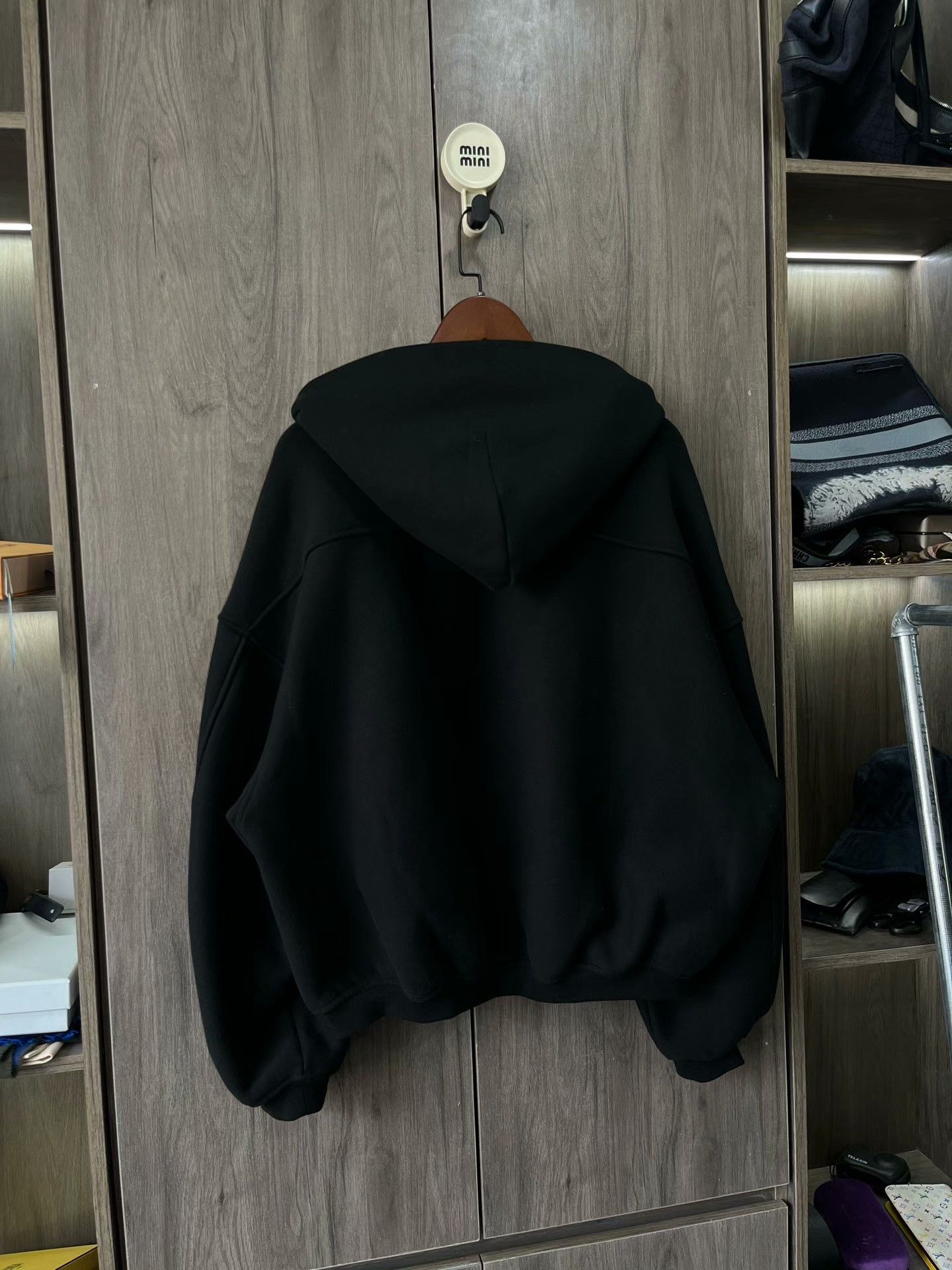Alexander Wang Alexander Wang Fleece-Lined Black Sweatshirt XS Size XS / US 0-2 / IT 36-38 - 3 Thumbnail