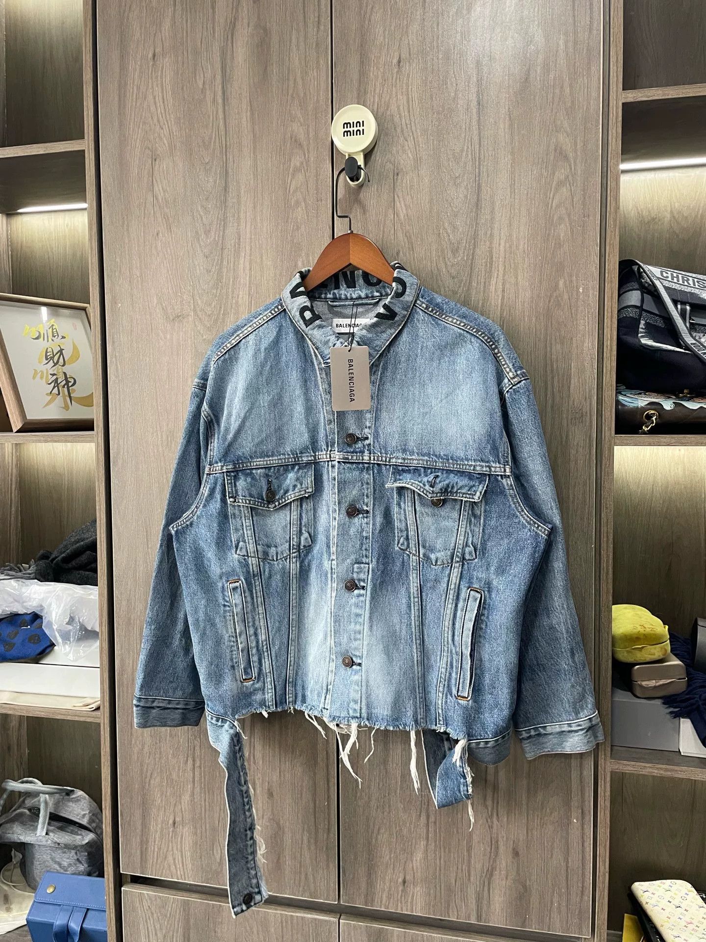 Balenciaga Balenciaga Collar Embroidered Denim Jacket Size XXS / US 00 / IT 34 - 4 Thumbnail