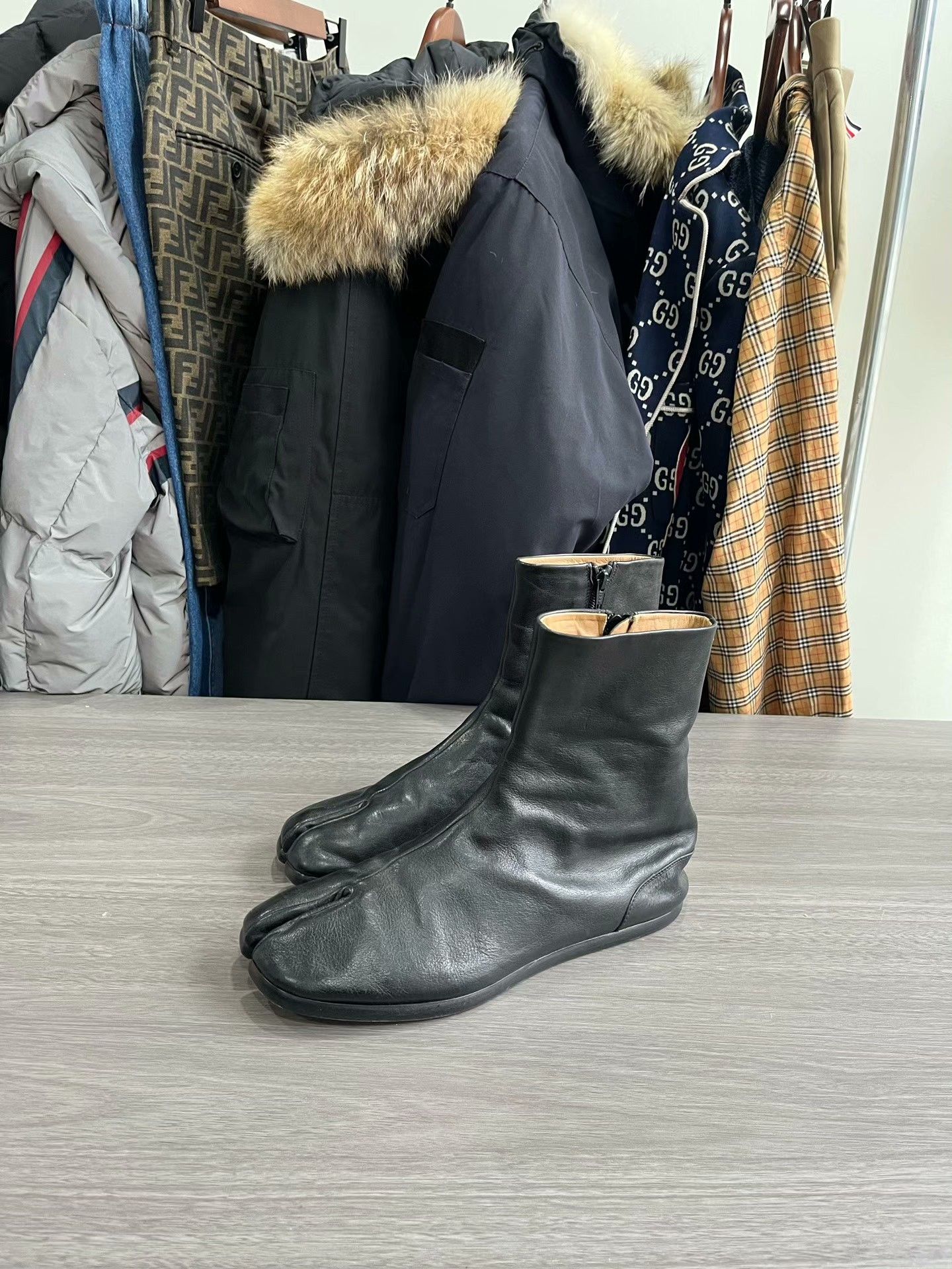 Maison Margiela Maison Margiela Tabi Flat Ankle Boots Size US 8 / EU 41 - 3 Thumbnail